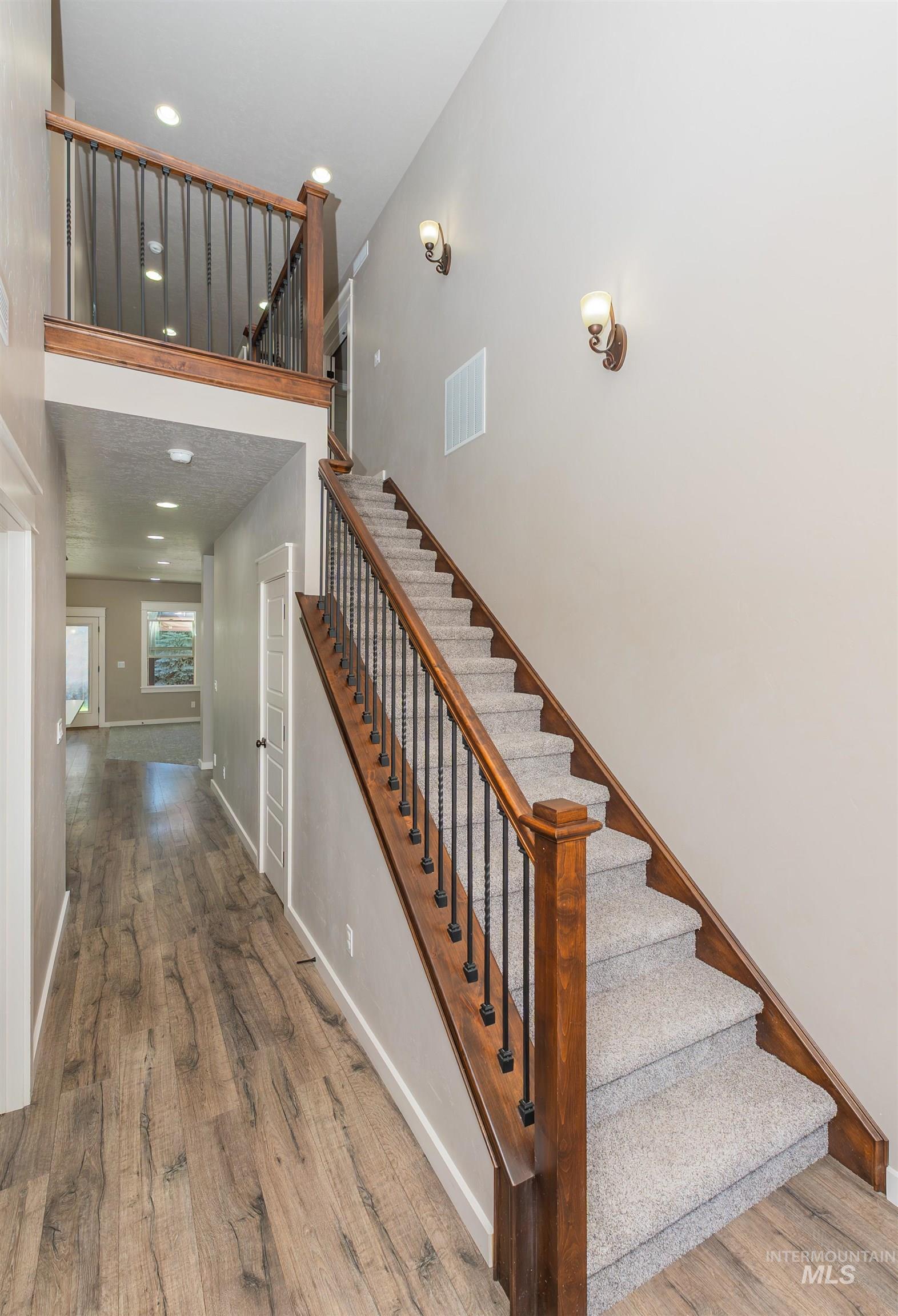 1223 W Sandcrest Ct, Nampa, Idaho 83686, 4 Bedrooms, 2.5 Bathrooms, Residential For Sale, Price $589,900,MLS 98984688