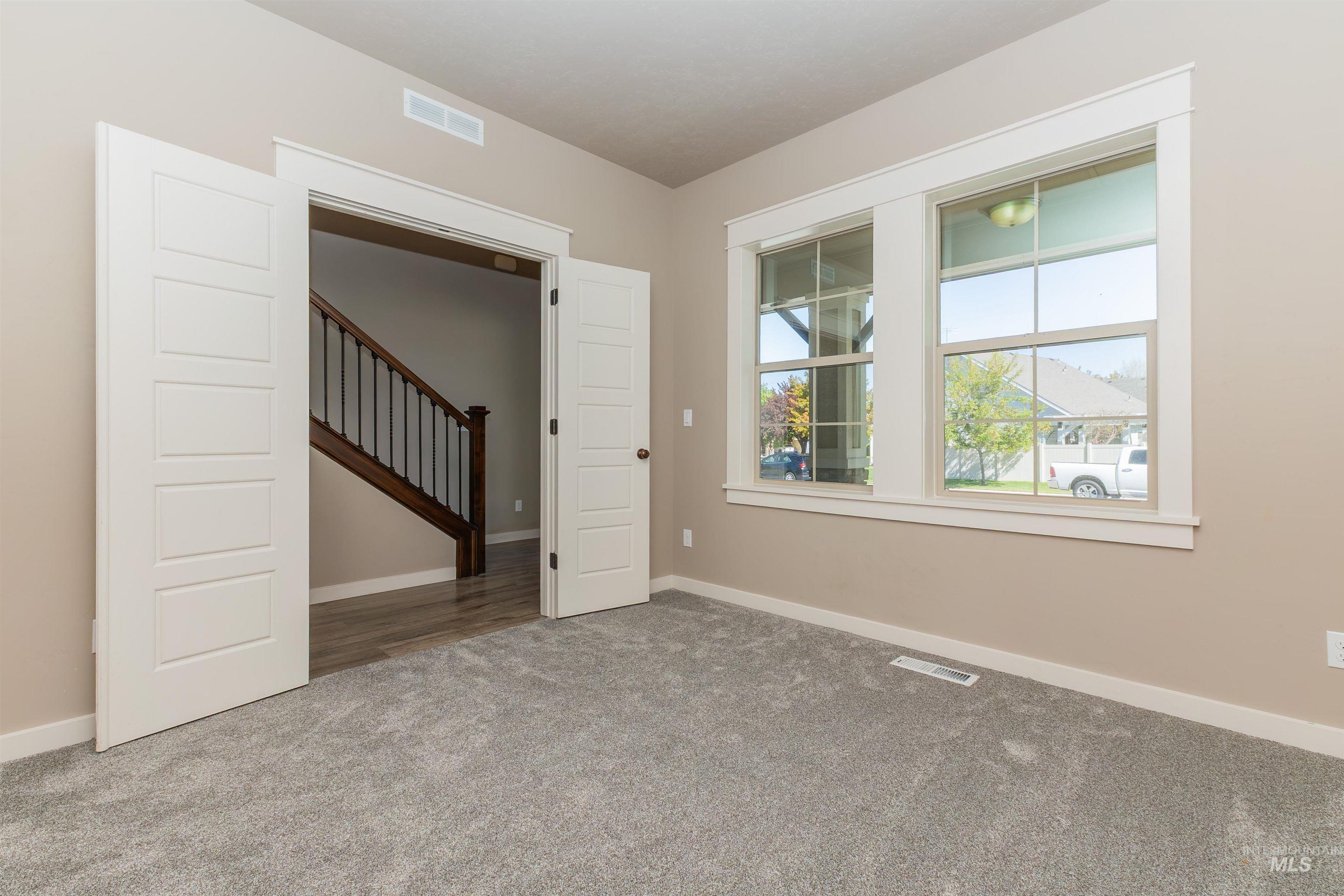 1223 W Sandcrest Ct, Nampa, Idaho 83686, 4 Bedrooms, 2.5 Bathrooms, Residential For Sale, Price $589,900,MLS 98984688