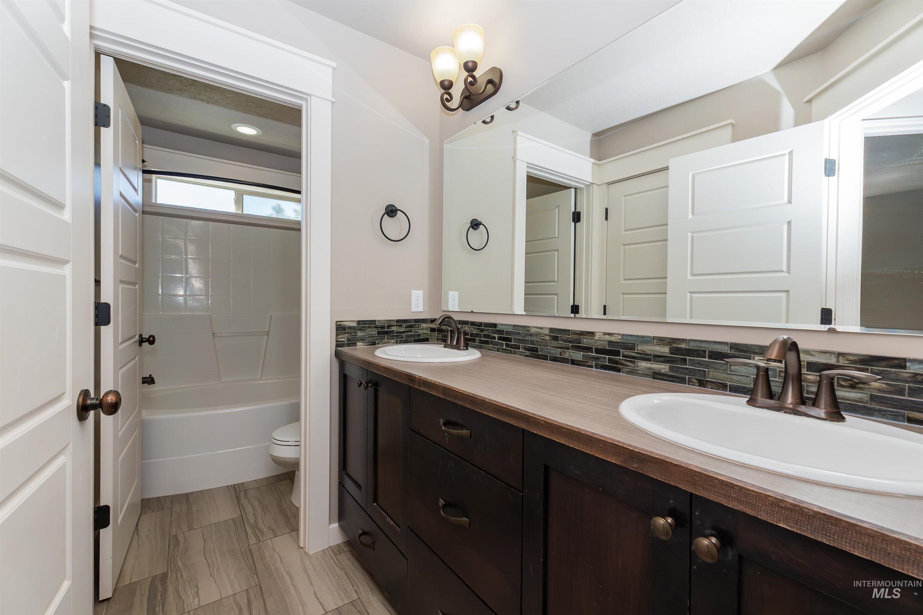 1223 W Sandcrest Ct, Nampa, Idaho 83686, 4 Bedrooms, 2.5 Bathrooms, Residential For Sale, Price $589,900,MLS 98984688