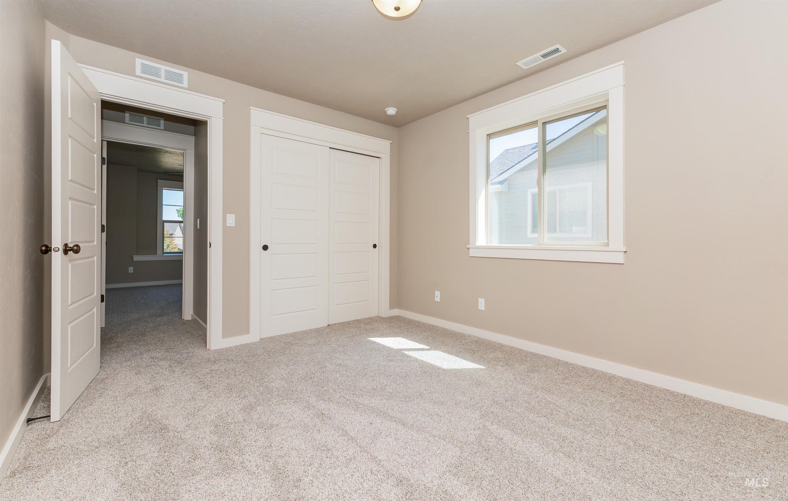1223 W Sandcrest Ct, Nampa, Idaho 83686, 4 Bedrooms, 2.5 Bathrooms, Residential For Sale, Price $589,900,MLS 98984688