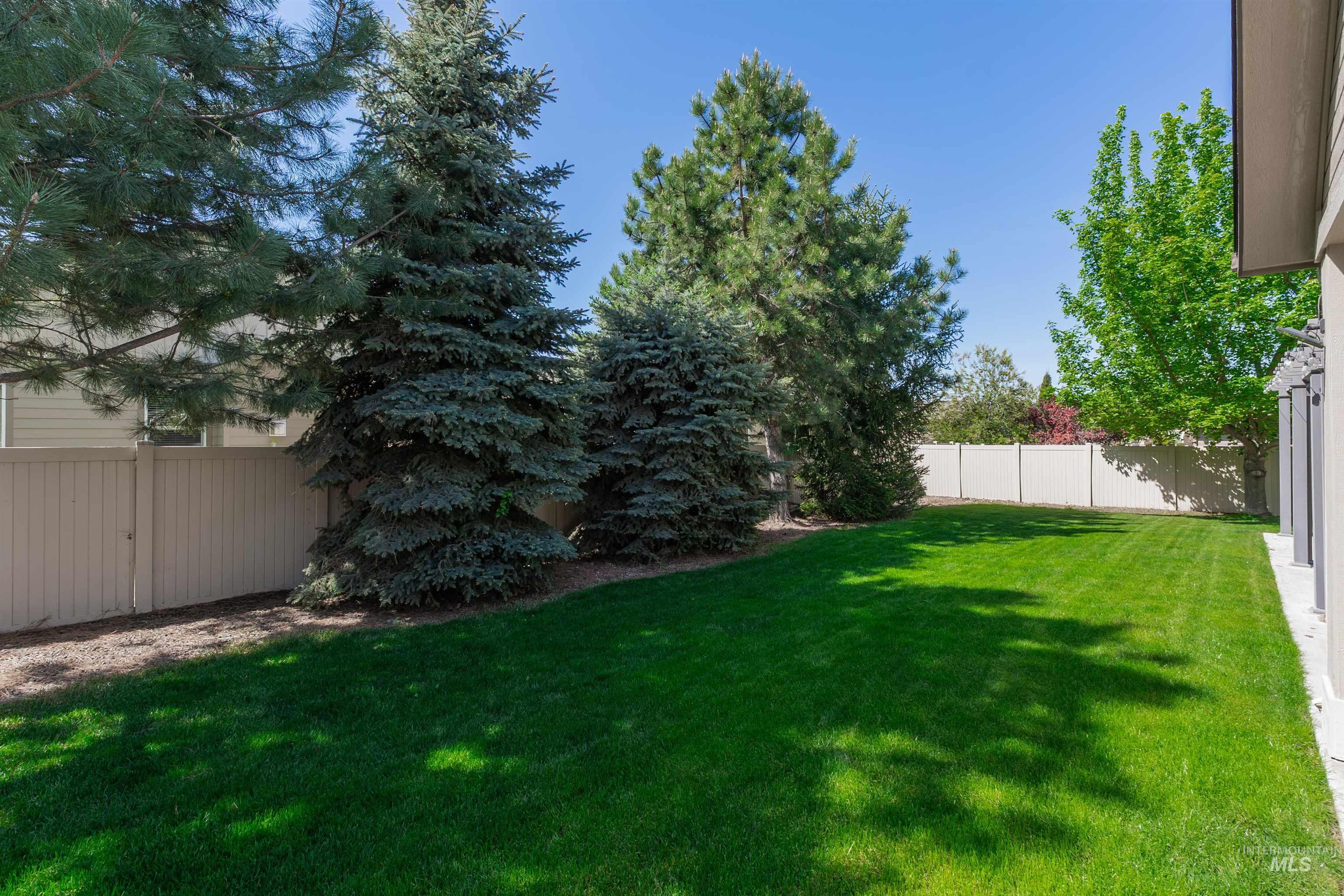 1223 W Sandcrest Ct, Nampa, Idaho 83686, 4 Bedrooms, 2.5 Bathrooms, Residential For Sale, Price $589,900,MLS 98984688