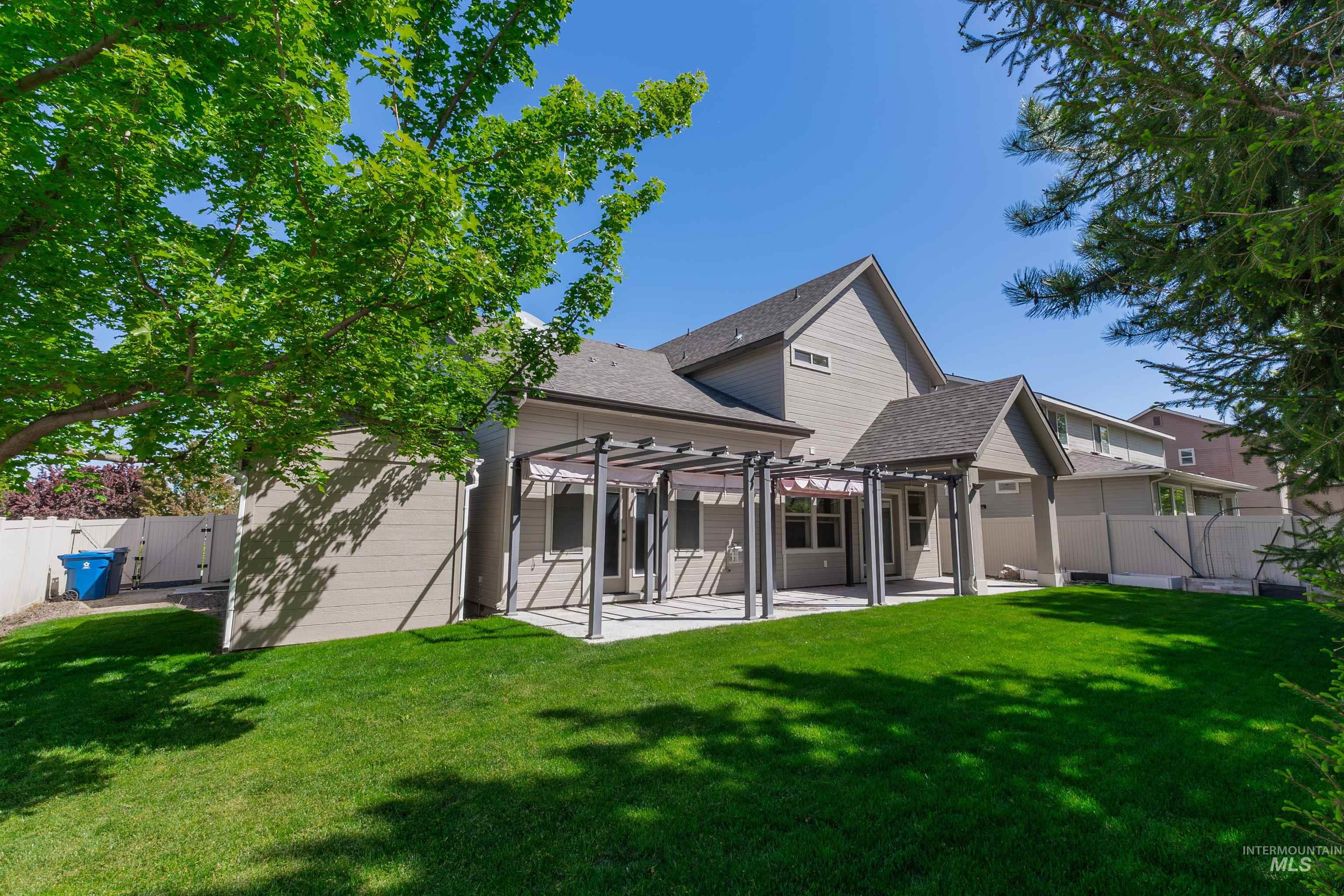 1223 W Sandcrest Ct, Nampa, Idaho 83686, 4 Bedrooms, 2.5 Bathrooms, Residential For Sale, Price $589,900,MLS 98984688