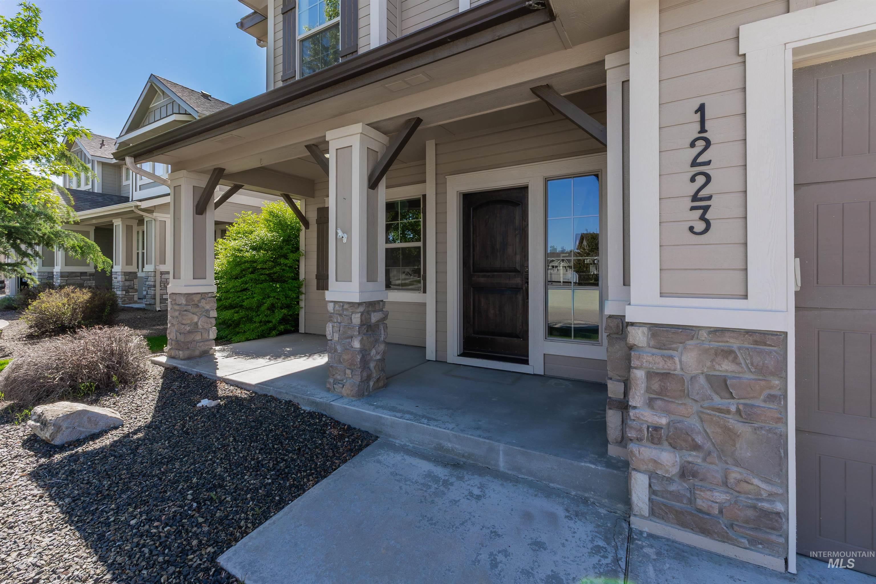 1223 W Sandcrest Ct, Nampa, Idaho 83686, 4 Bedrooms, 2.5 Bathrooms, Residential For Sale, Price $589,900,MLS 98984688
