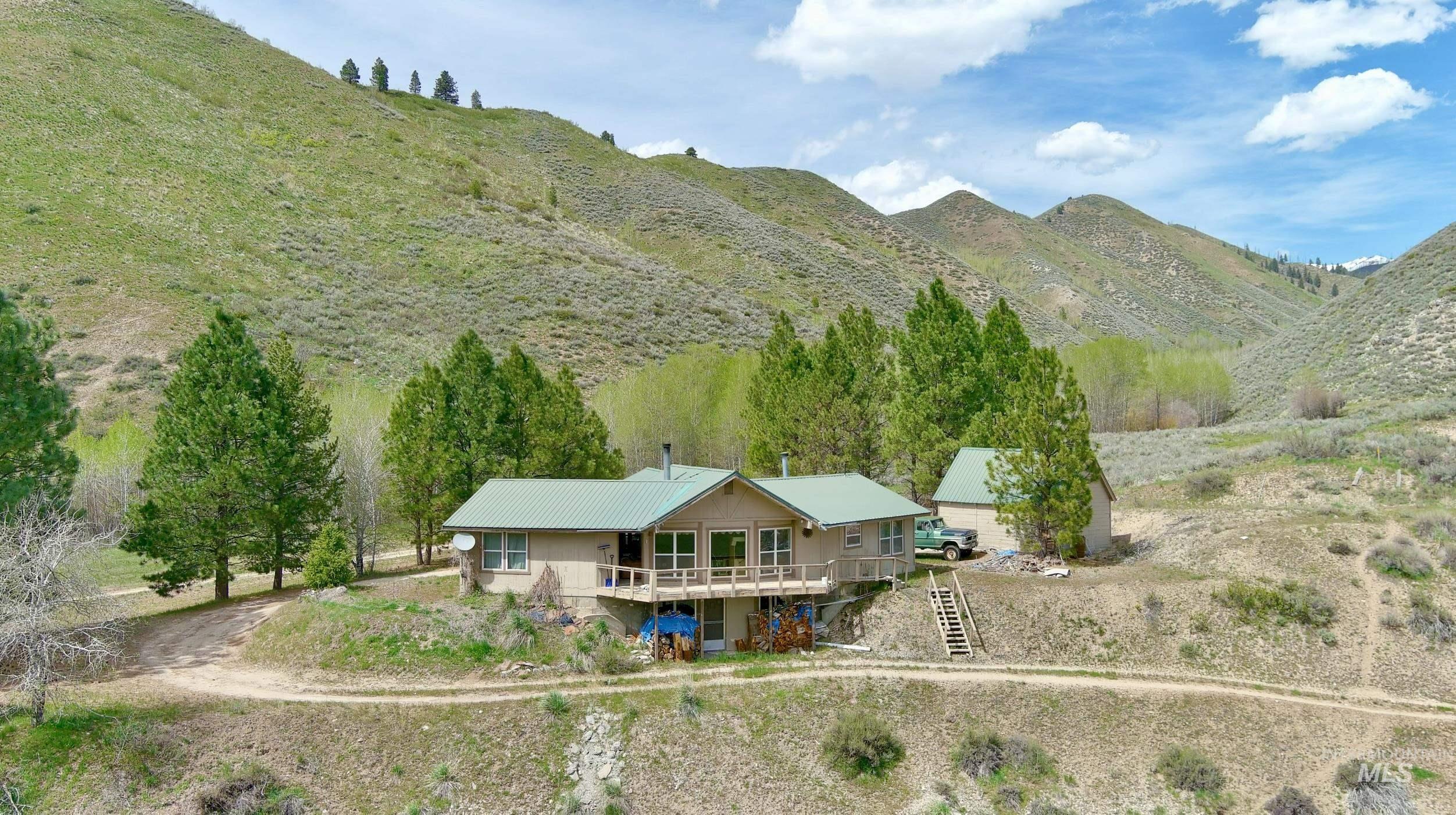 4942 E Baumgartner Rd, Featherville, Idaho 83647, 3 Bedrooms, 2.5 Bathrooms, Residential For Sale, Price $755,000,MLS 98984690
