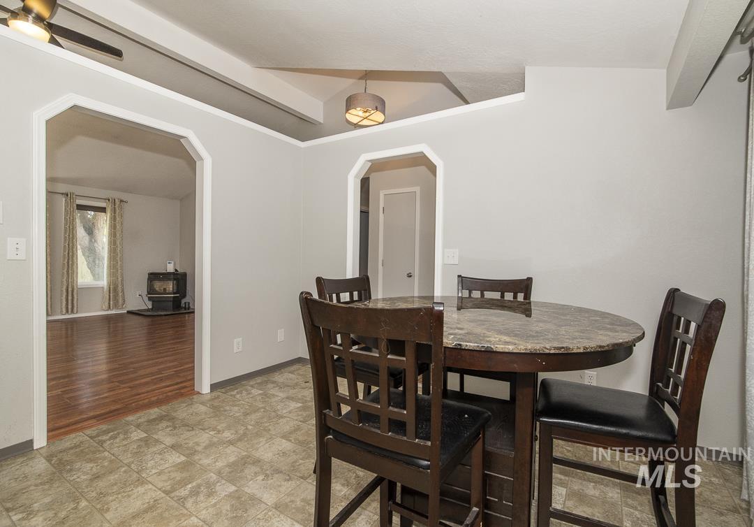 2906 Owyhee Ln, Caldwell, Idaho 83605, 3 Bedrooms, 2 Bathrooms, Residential For Sale, Price $354,900,MLS 98984692