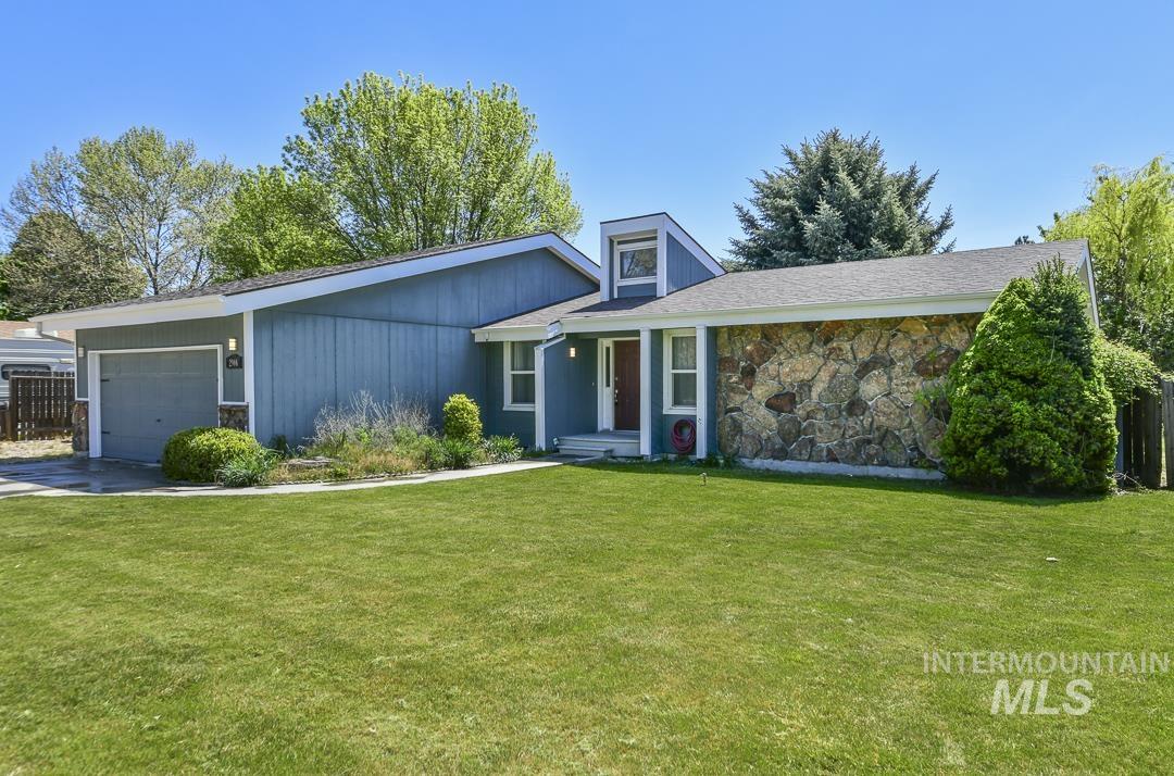2906 Owyhee Ln, Caldwell, Idaho 83605, 3 Bedrooms, 2 Bathrooms, Residential For Sale, Price $354,900,MLS 98984692