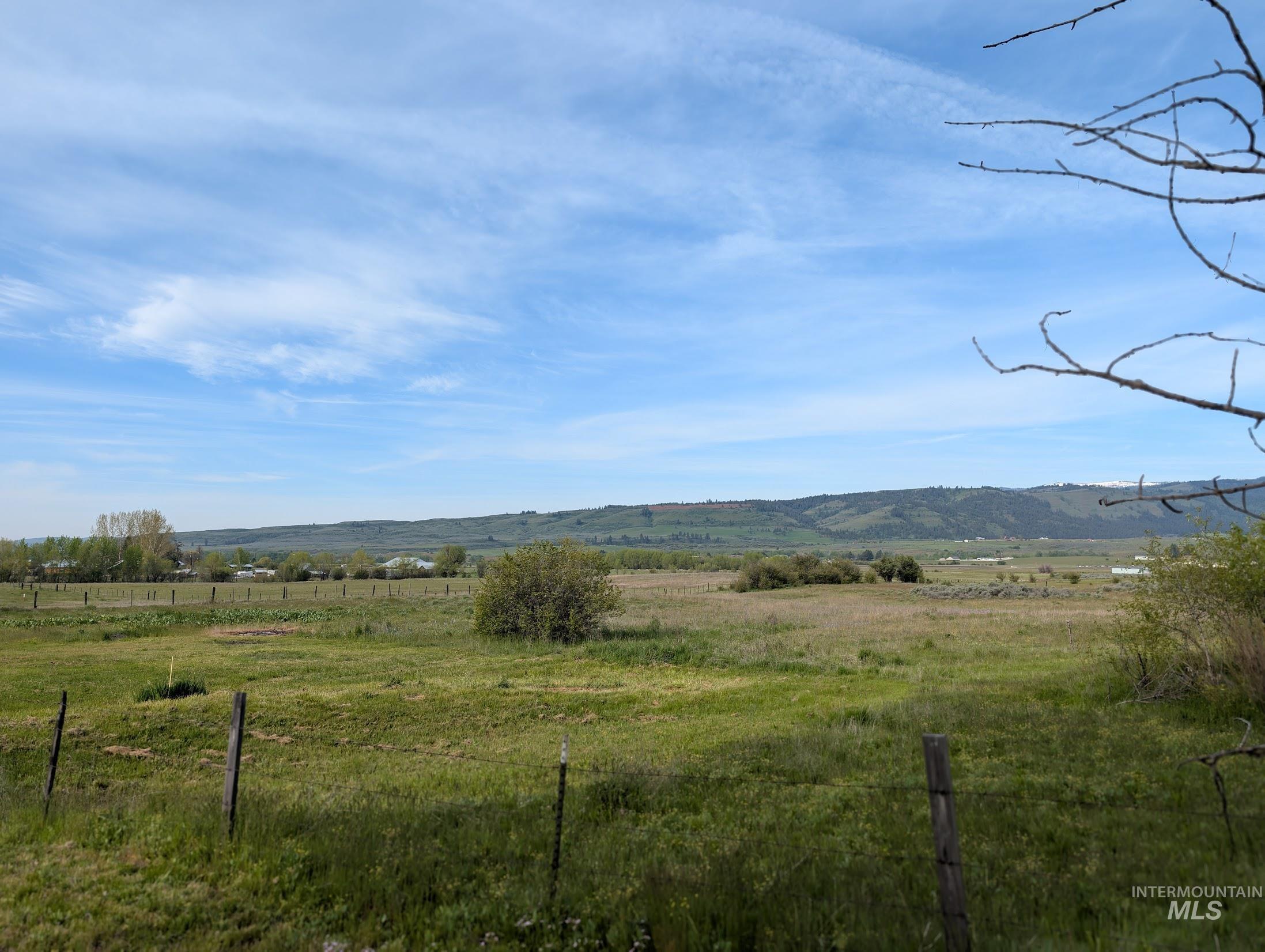 2127 Hwy 95, Council, Idaho 83612, 3 Bedrooms, 2.5 Bathrooms, Residential For Sale, Price $685,000,MLS 98984697