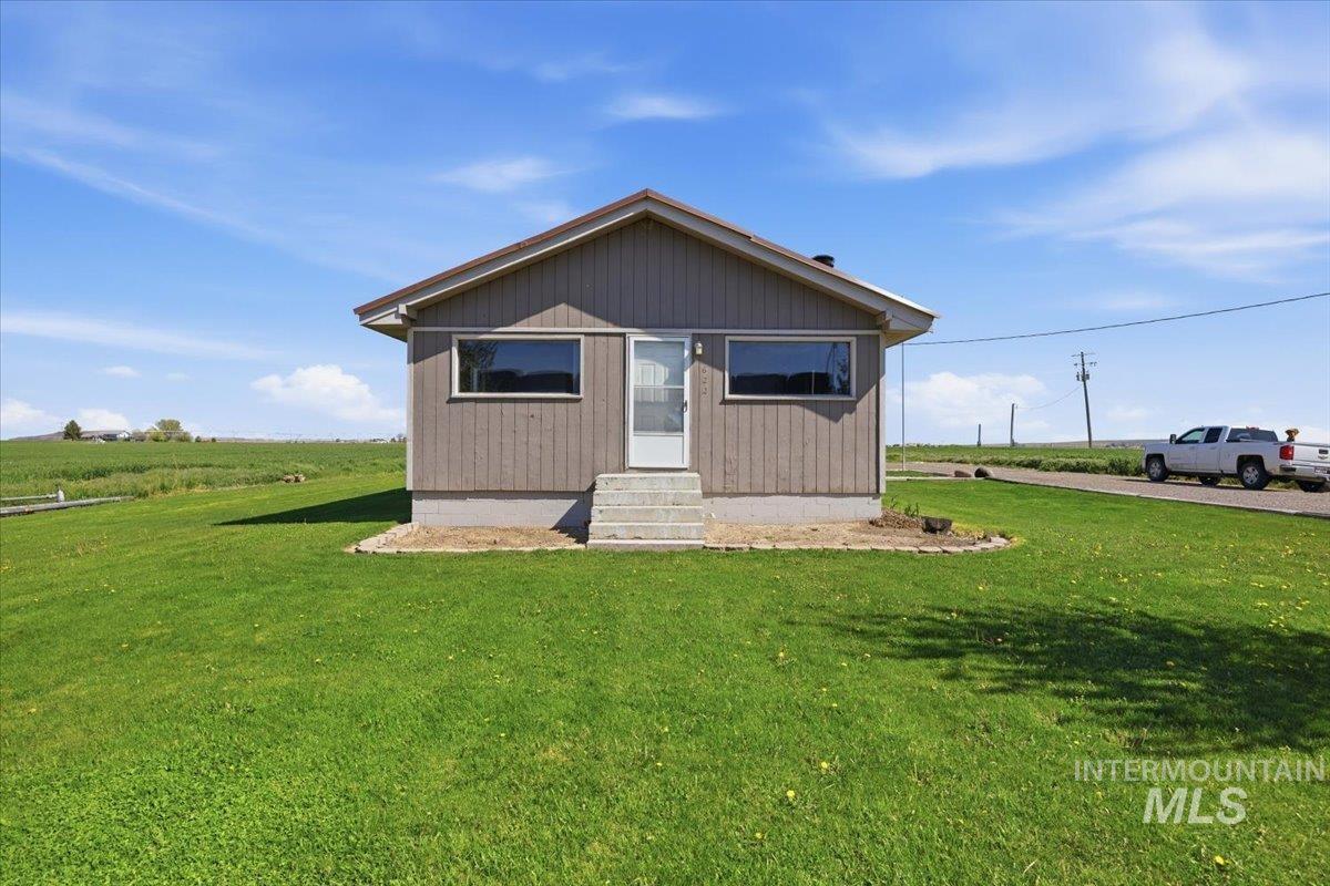 622 E 3600 N, Castleford, Idaho 83321-6402, 2 Bedrooms, 2 Bathrooms, Residential For Sale, Price $365,000,MLS 98984699