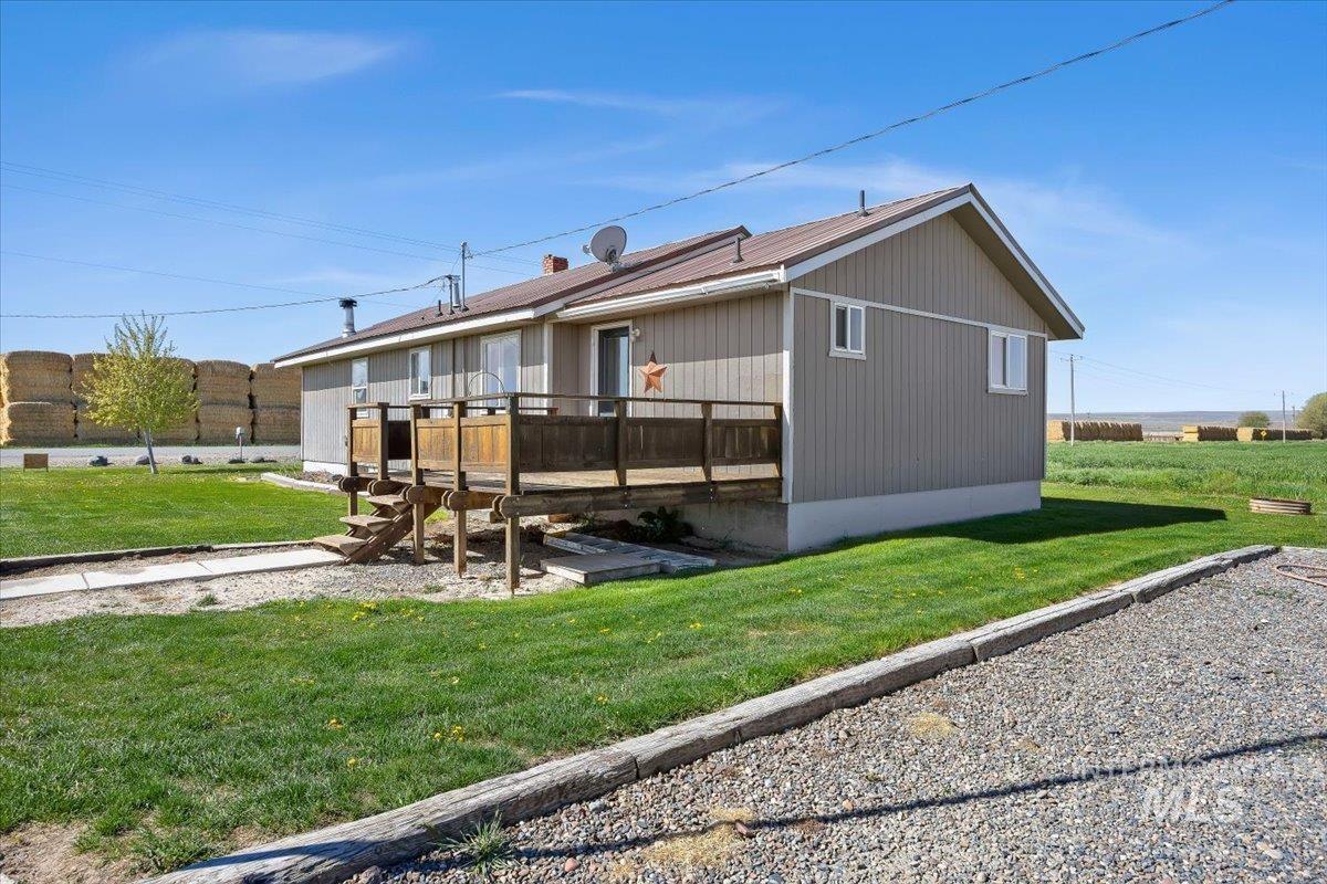 622 E 3600 N, Castleford, Idaho 83321-6402, 2 Bedrooms, 2 Bathrooms, Residential For Sale, Price $365,000,MLS 98984699