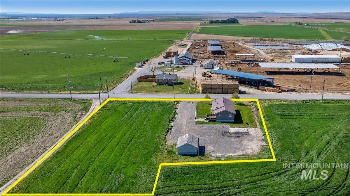 622 E 3600 N, Castleford, Idaho 83321-6402, 2 Bedrooms, 2 Bathrooms, Residential For Sale, Price $365,000,MLS 98984699