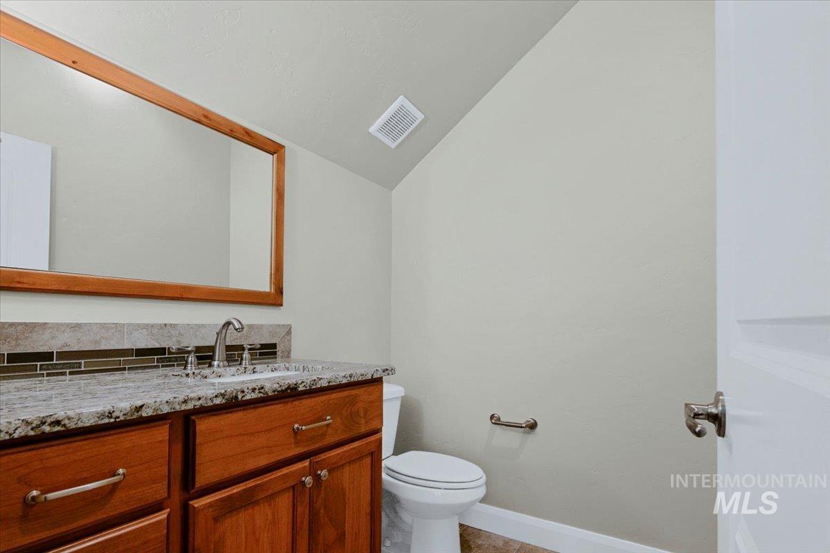 5850 W Rotherham Dr., Eagle, Idaho 83616, 4 Bedrooms, 2.5 Bathrooms, Residential For Sale, Price $635,000,MLS 98984703