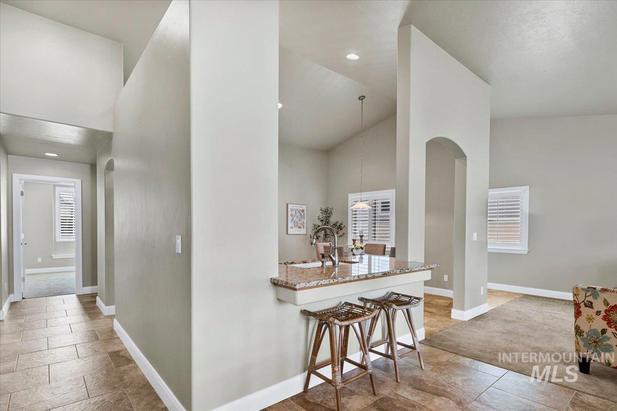 5850 W Rotherham Dr., Eagle, Idaho 83616, 4 Bedrooms, 2.5 Bathrooms, Residential For Sale, Price $635,000,MLS 98984703