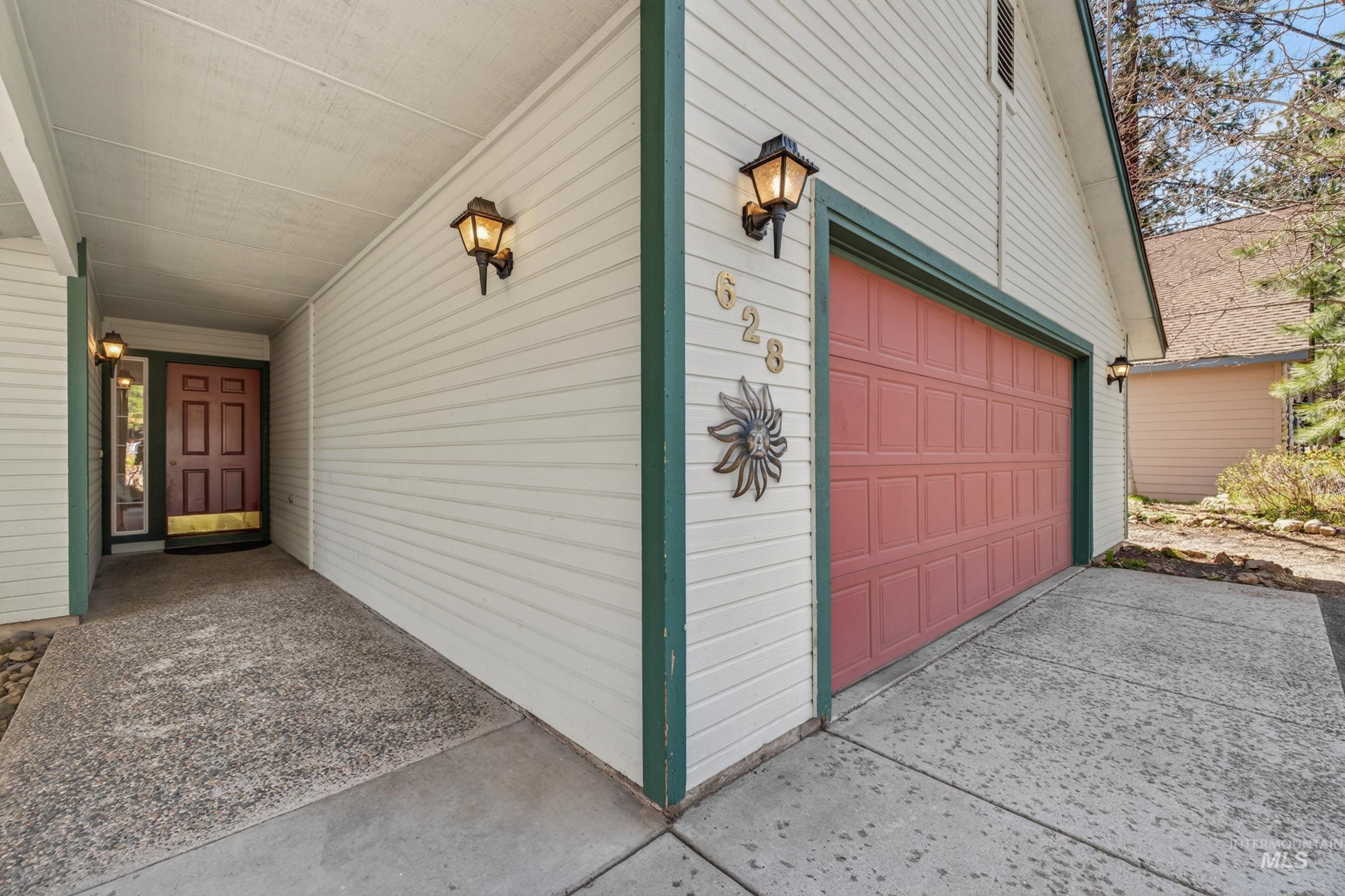 628 Woodlands Dr, McCall, Idaho 83638, 2 Bedrooms, 2 Bathrooms, Residential For Sale, Price $699,000, 98984704