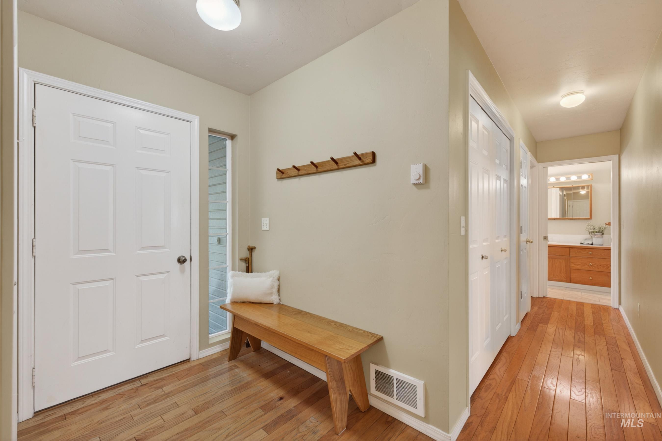 628 Woodlands Dr, McCall, Idaho 83638, 2 Bedrooms, 2 Bathrooms, Residential For Sale, Price $699,000, 98984704