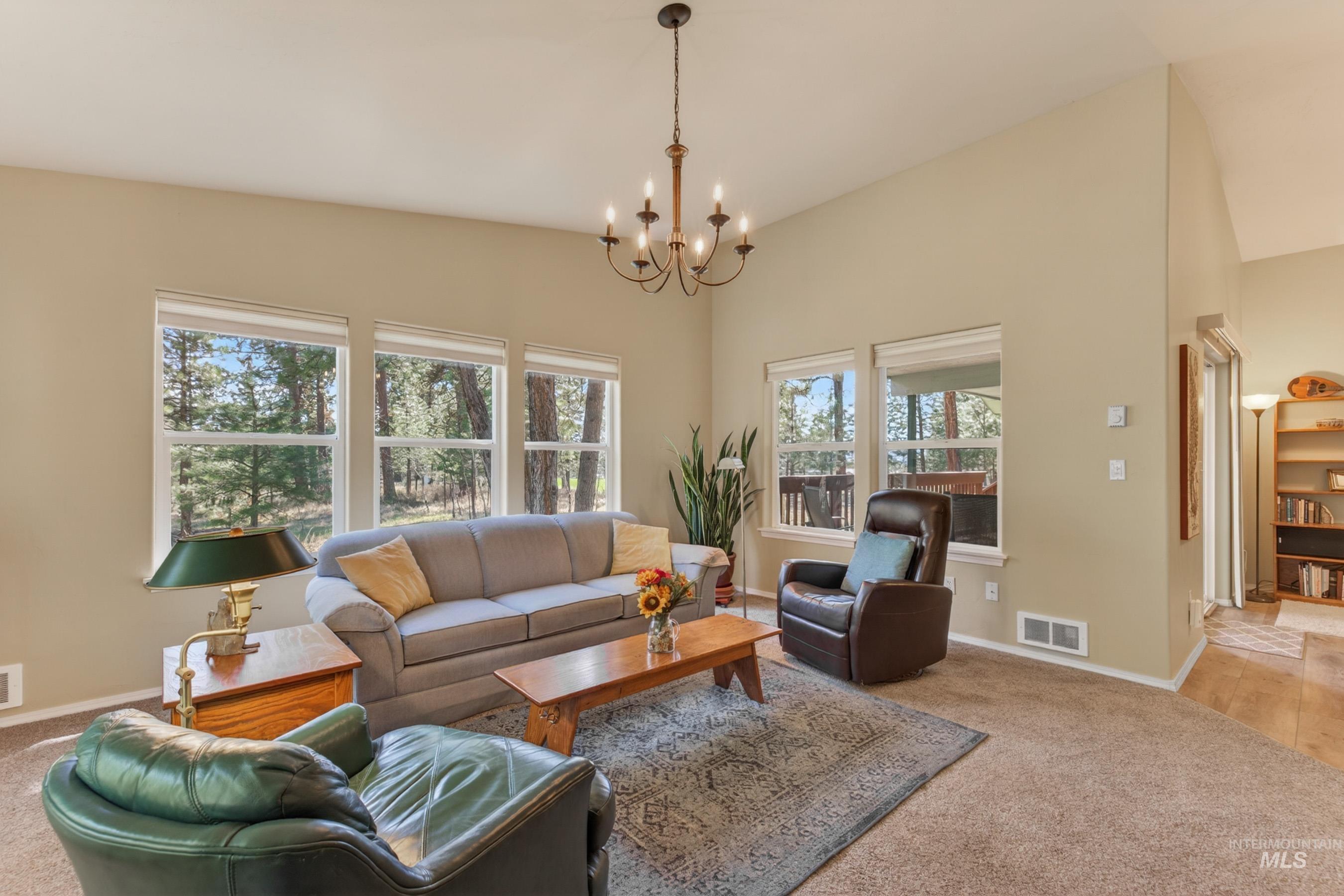 628 Woodlands Dr, McCall, Idaho 83638, 2 Bedrooms, 2 Bathrooms, Residential For Sale, Price $699,000, 98984704