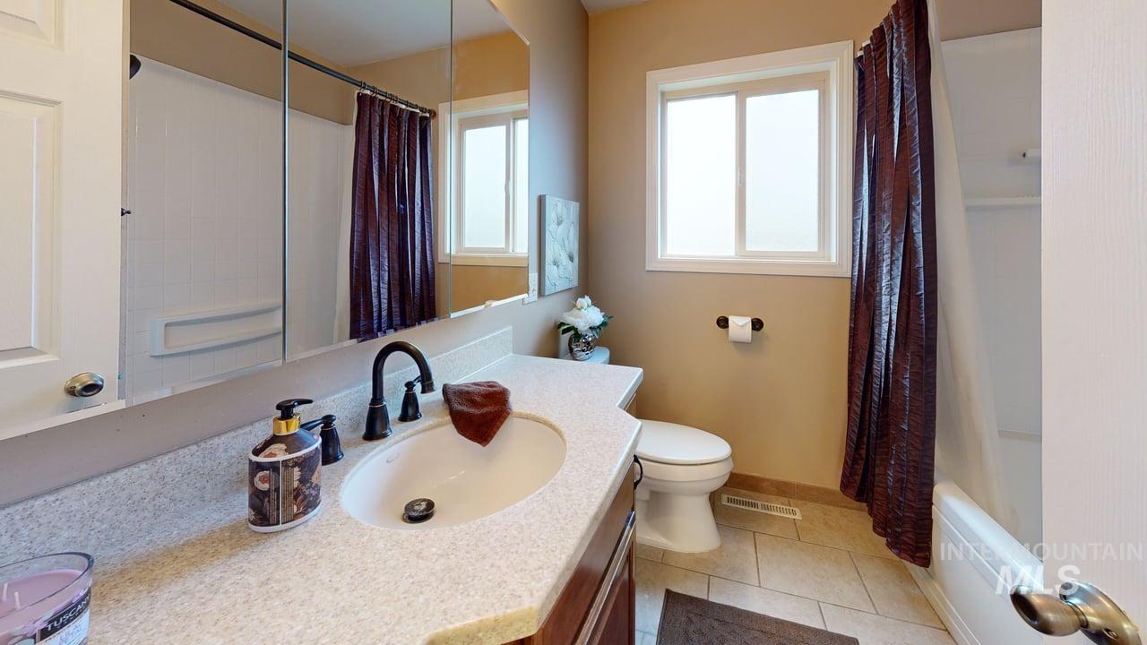 1206 21st Ave, Clarkston, Washington 99403, 3 Bedrooms, 2 Bathrooms, Residential For Sale, Price $430,000, 98984706