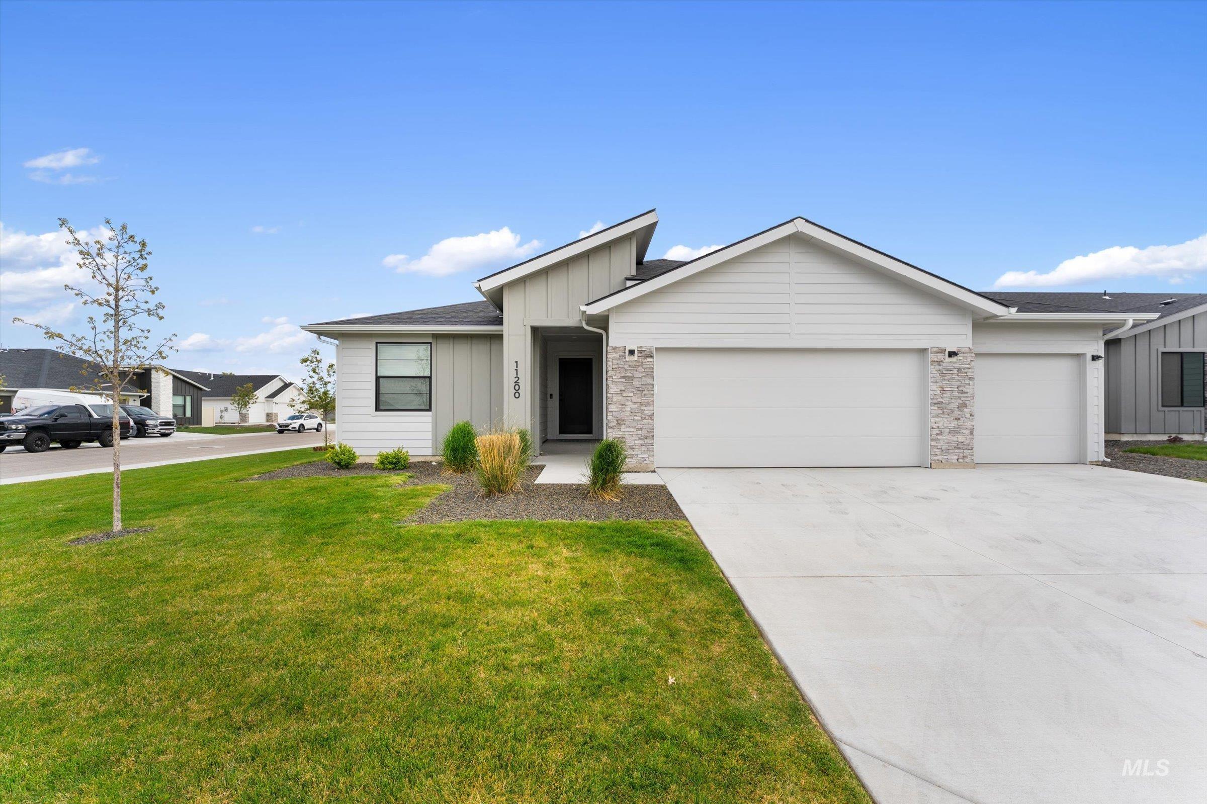 11200 W Lenova St, Nampa, Idaho 83651, 3 Bedrooms, 2 Bathrooms, Residential For Sale, Price $445,000, 98984707