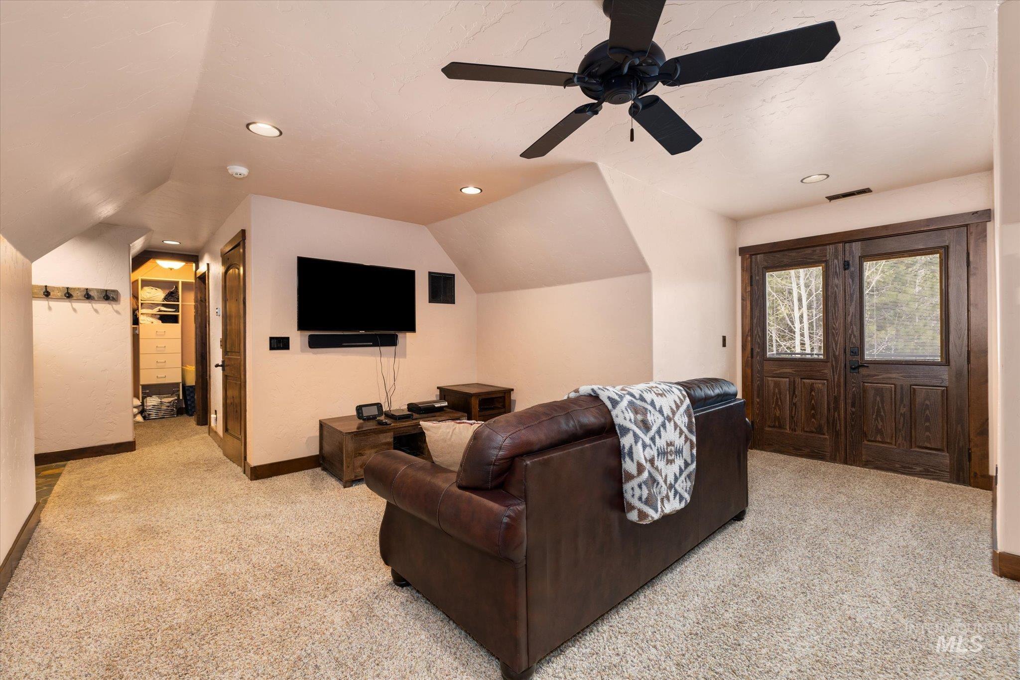 14 POINTE AT GOLDFORK CT, Donnelly, Idaho 83615, 4 Bedrooms, 4.5 Bathrooms, Residential For Sale, Price $1,722,000, 98984708