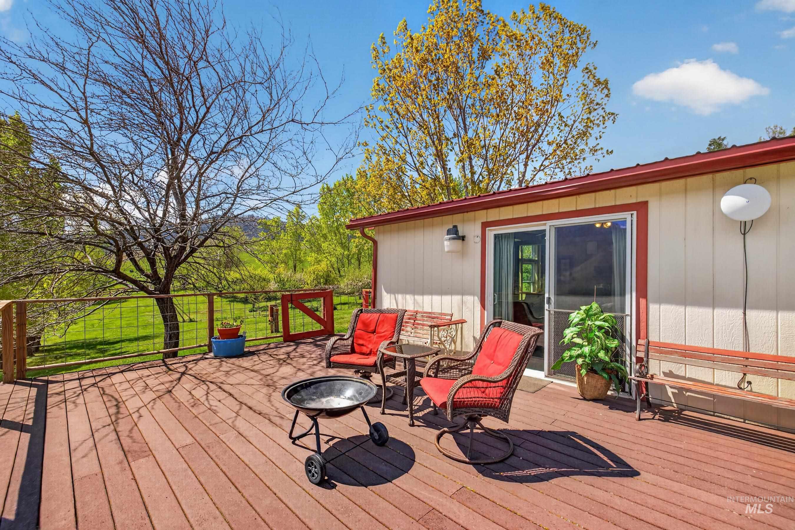 213 Little Salmon Overlook, Pollock, Idaho 83547, 3 Bedrooms, 2 Bathrooms, Residential For Sale, Price $595,000, 98984715