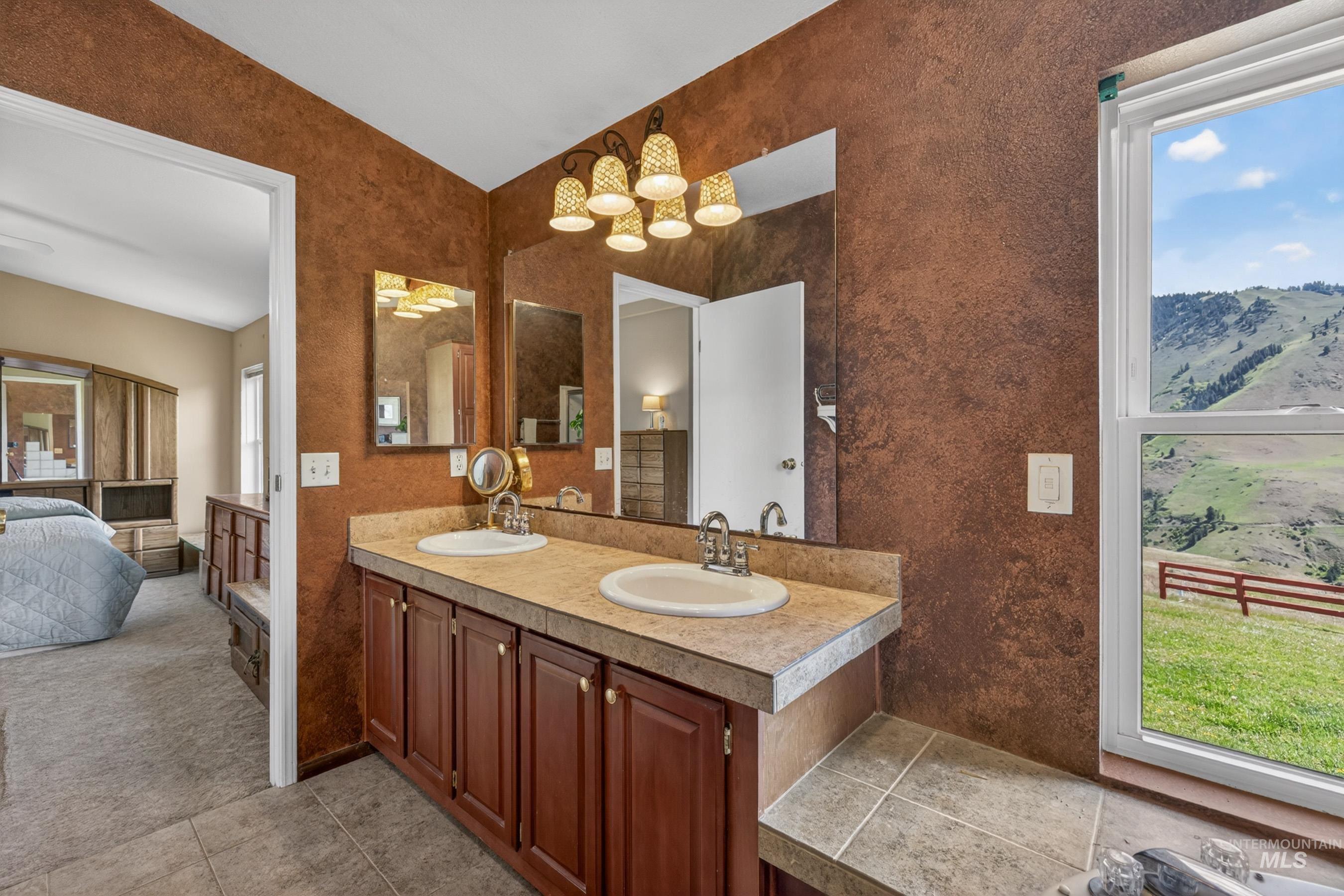 213 Little Salmon Overlook, Pollock, Idaho 83547, 3 Bedrooms, 2 Bathrooms, Residential For Sale, Price $595,000, 98984715