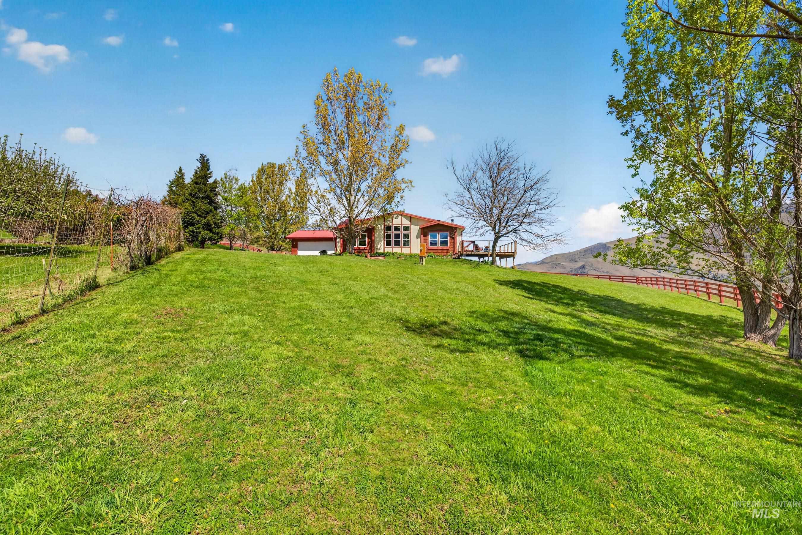 213 Little Salmon Overlook, Pollock, Idaho 83547, 3 Bedrooms, 2 Bathrooms, Residential For Sale, Price $595,000, 98984715