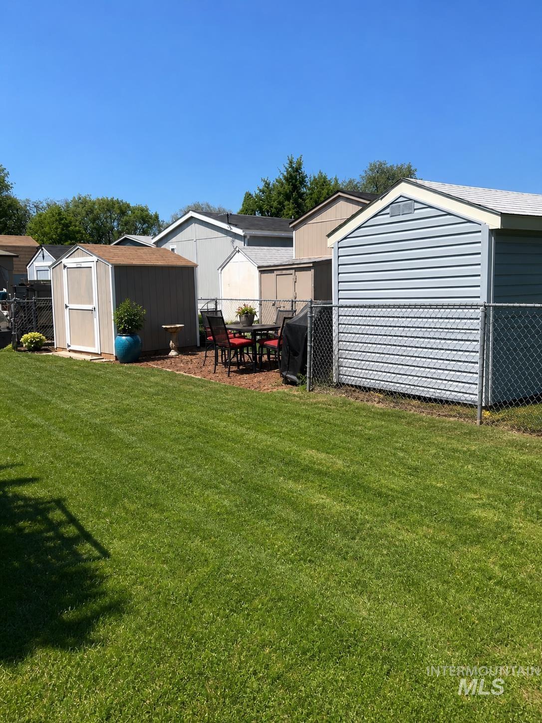 524 W Mesquite St, Boise, Idaho 83713, 3 Bedrooms, 2 Bathrooms, Residential For Sale, Price $114,900, 98984716