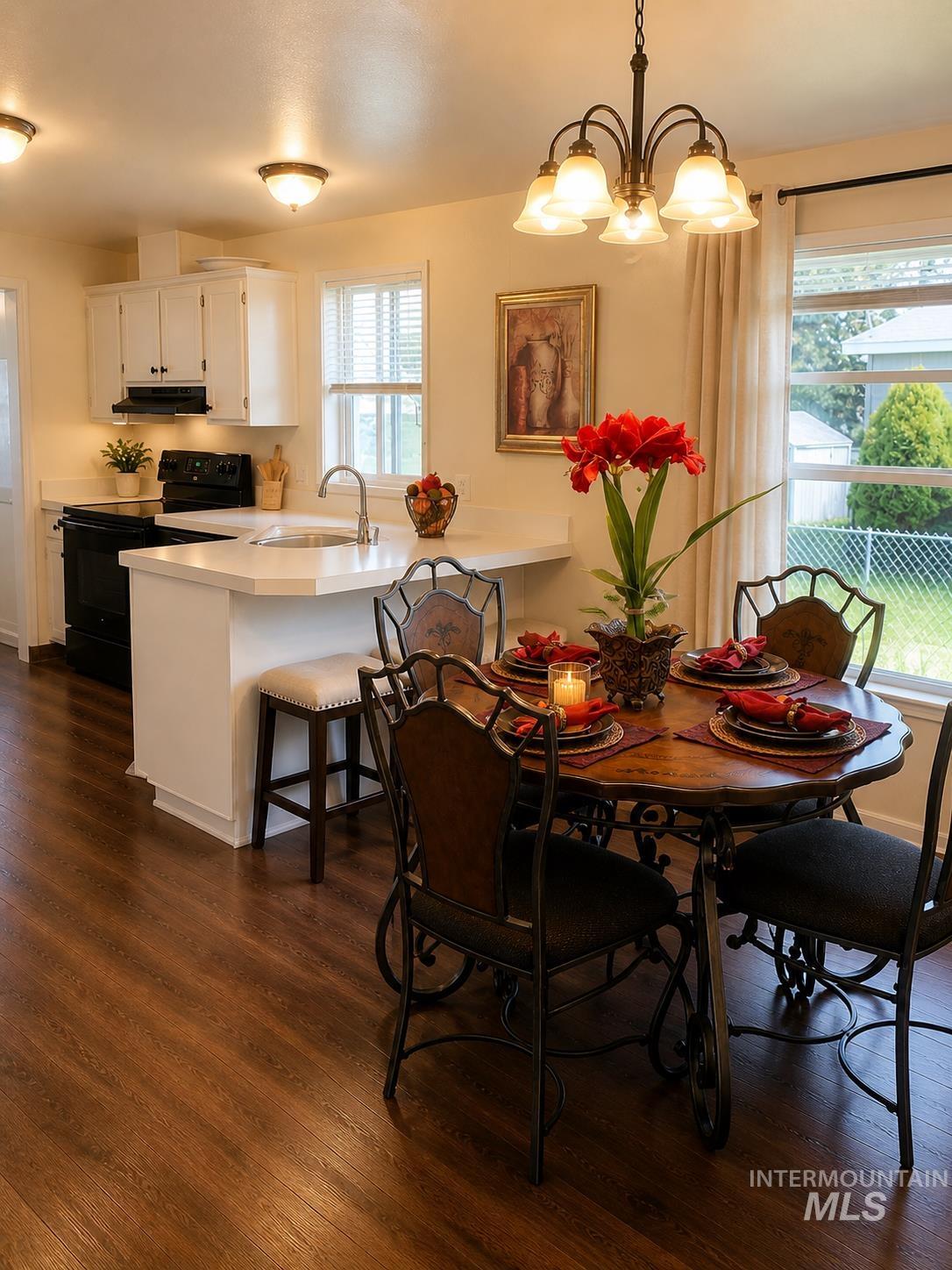524 W Mesquite St, Boise, Idaho 83713, 3 Bedrooms, 2 Bathrooms, Residential For Sale, Price $114,900, 98984716