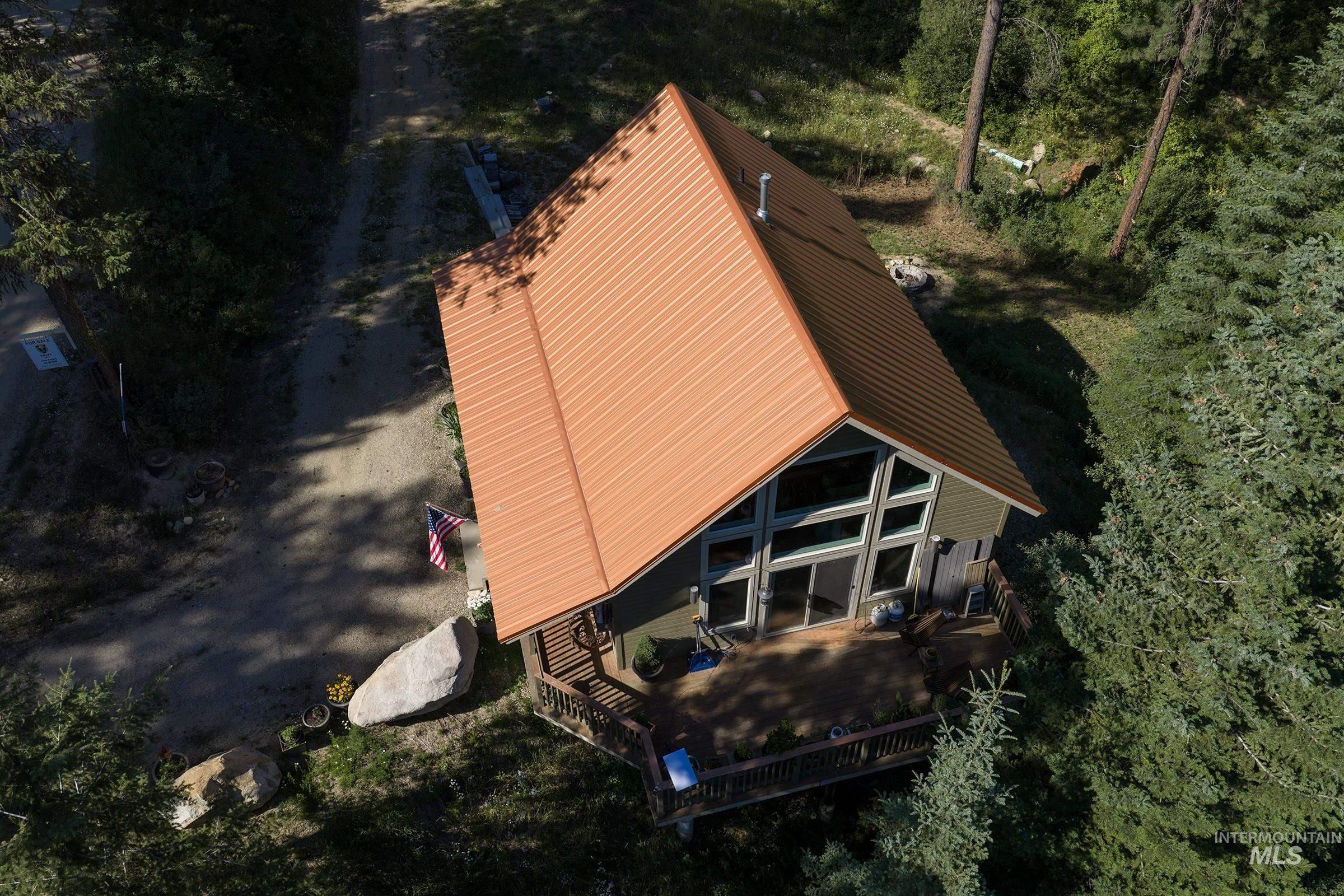 70 Castle Mountain Dr, Garden Valley, Idaho 83622, 3 Bedrooms, 2 Bathrooms, Residential For Sale, Price $575,000,MLS 98984717