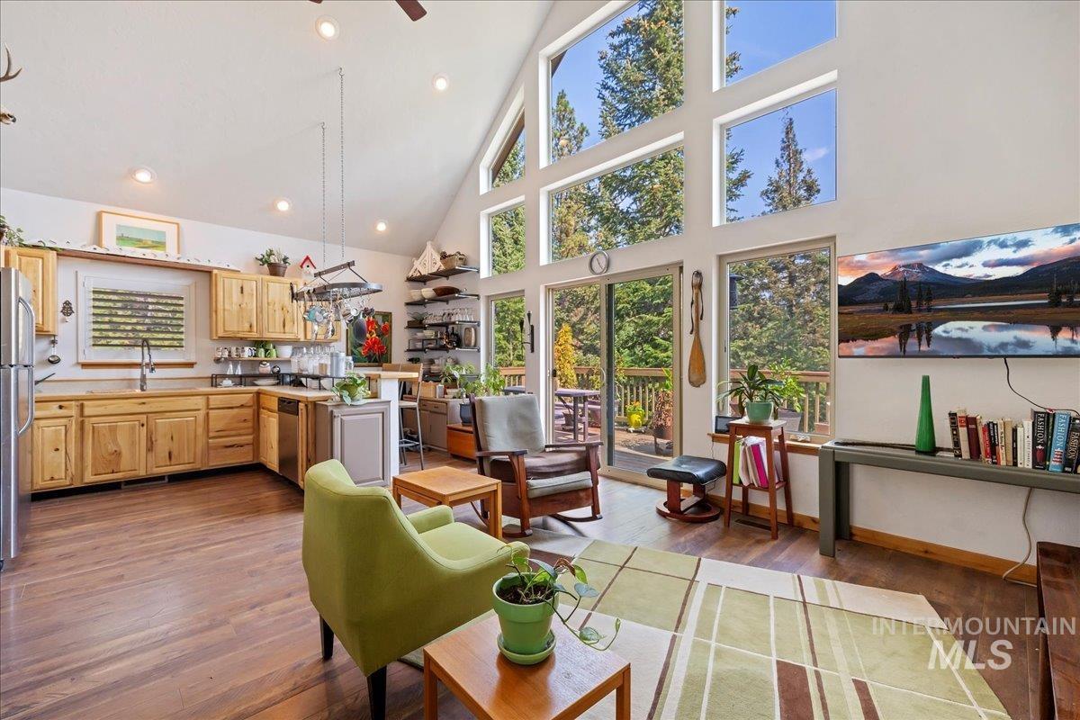 70 Castle Mountain Dr, Garden Valley, Idaho 83622, 3 Bedrooms, 2 Bathrooms, Residential For Sale, Price $575,000, 98984717