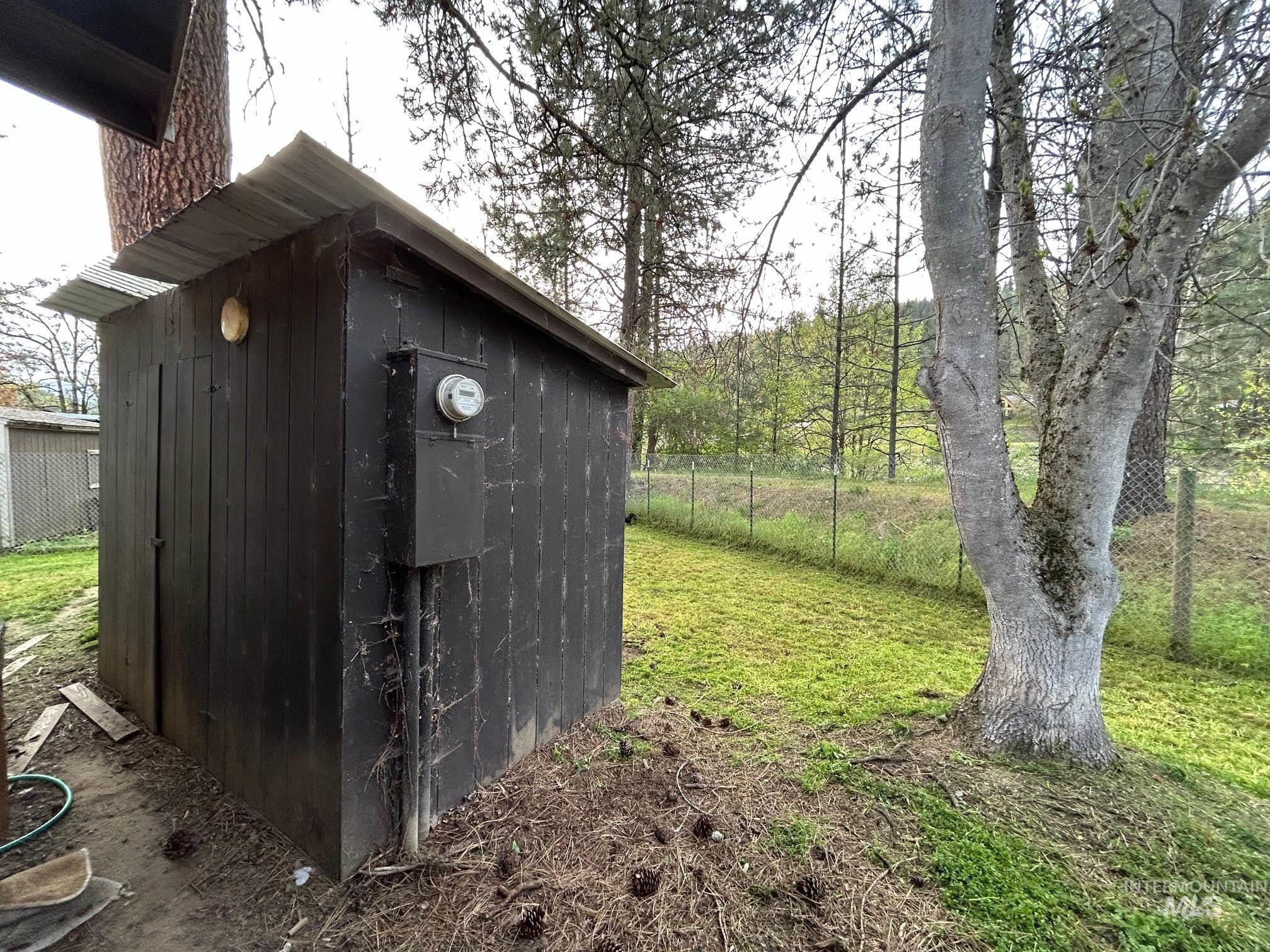17 Chinook Lane, Orofino, Idaho 83544, 2 Bedrooms, 1 Bathroom, Residential For Sale, Price $75,000,MLS 98984719