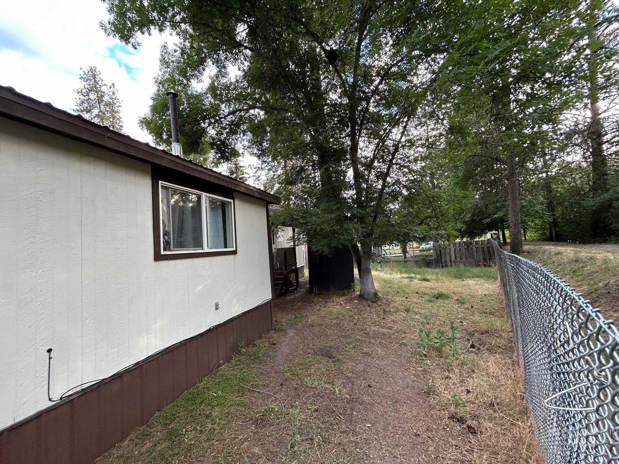 17 Chinook Lane, Orofino, Idaho 83544, 2 Bedrooms, 1 Bathroom, Residential For Sale, Price $75,000,MLS 98984719