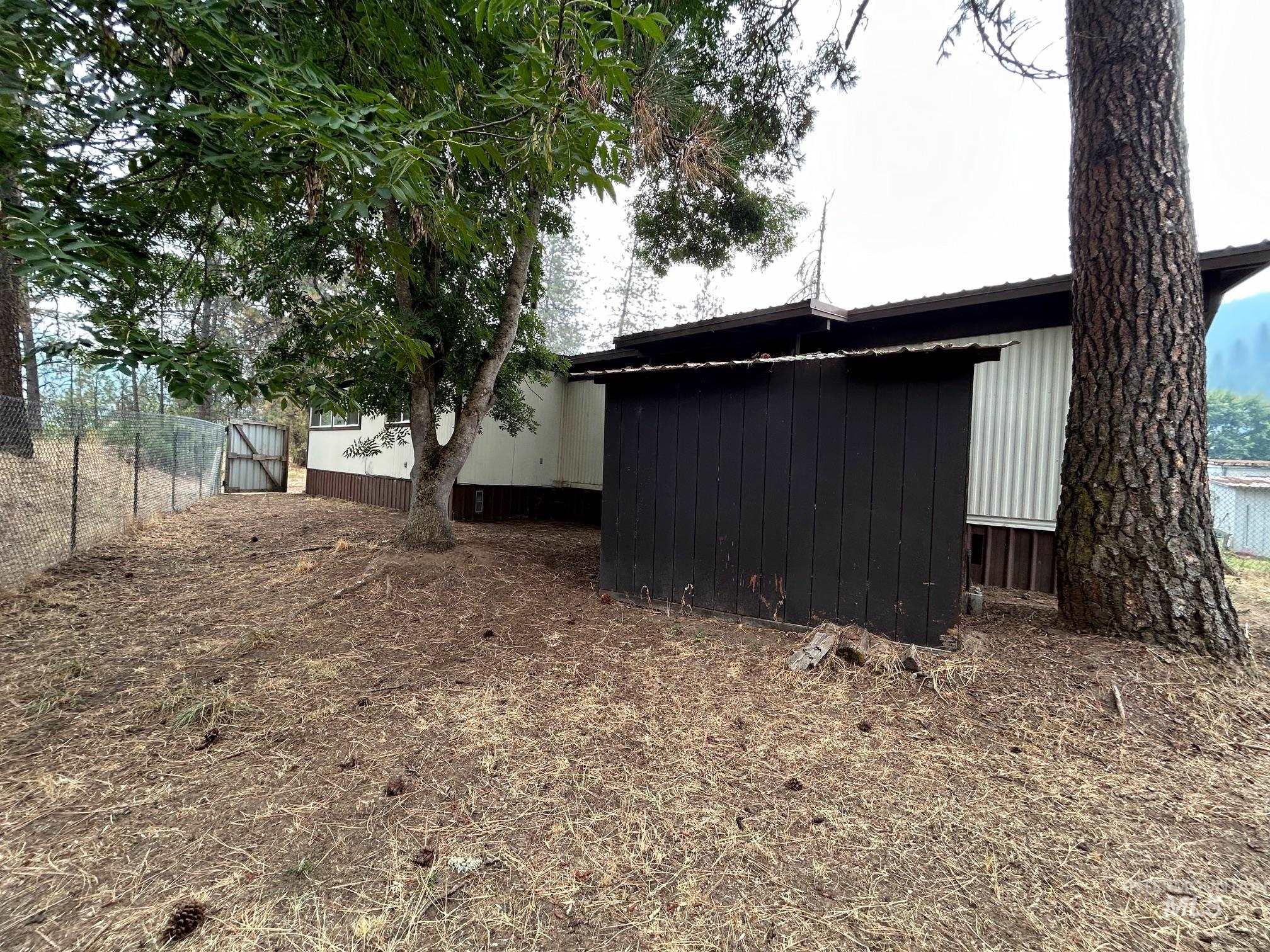 17 Chinook Lane, Orofino, Idaho 83544, 2 Bedrooms, 1 Bathroom, Residential For Sale, Price $75,000,MLS 98984719