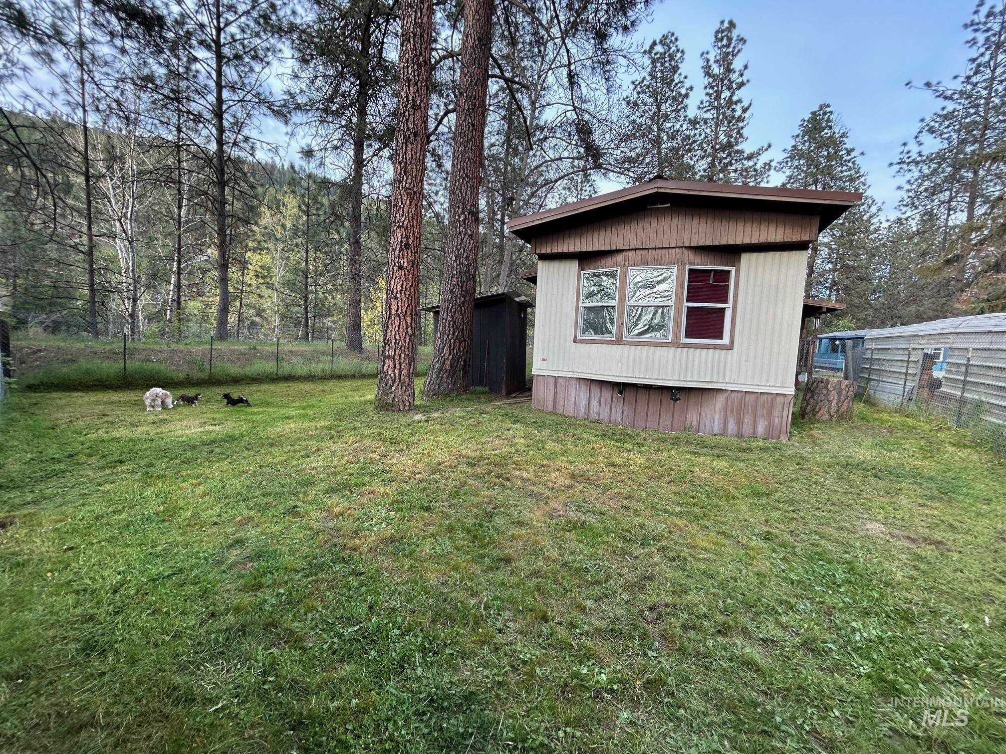 17 Chinook Lane, Orofino, Idaho 83544, 2 Bedrooms, 1 Bathroom, Residential For Sale, Price $75,000,MLS 98984719