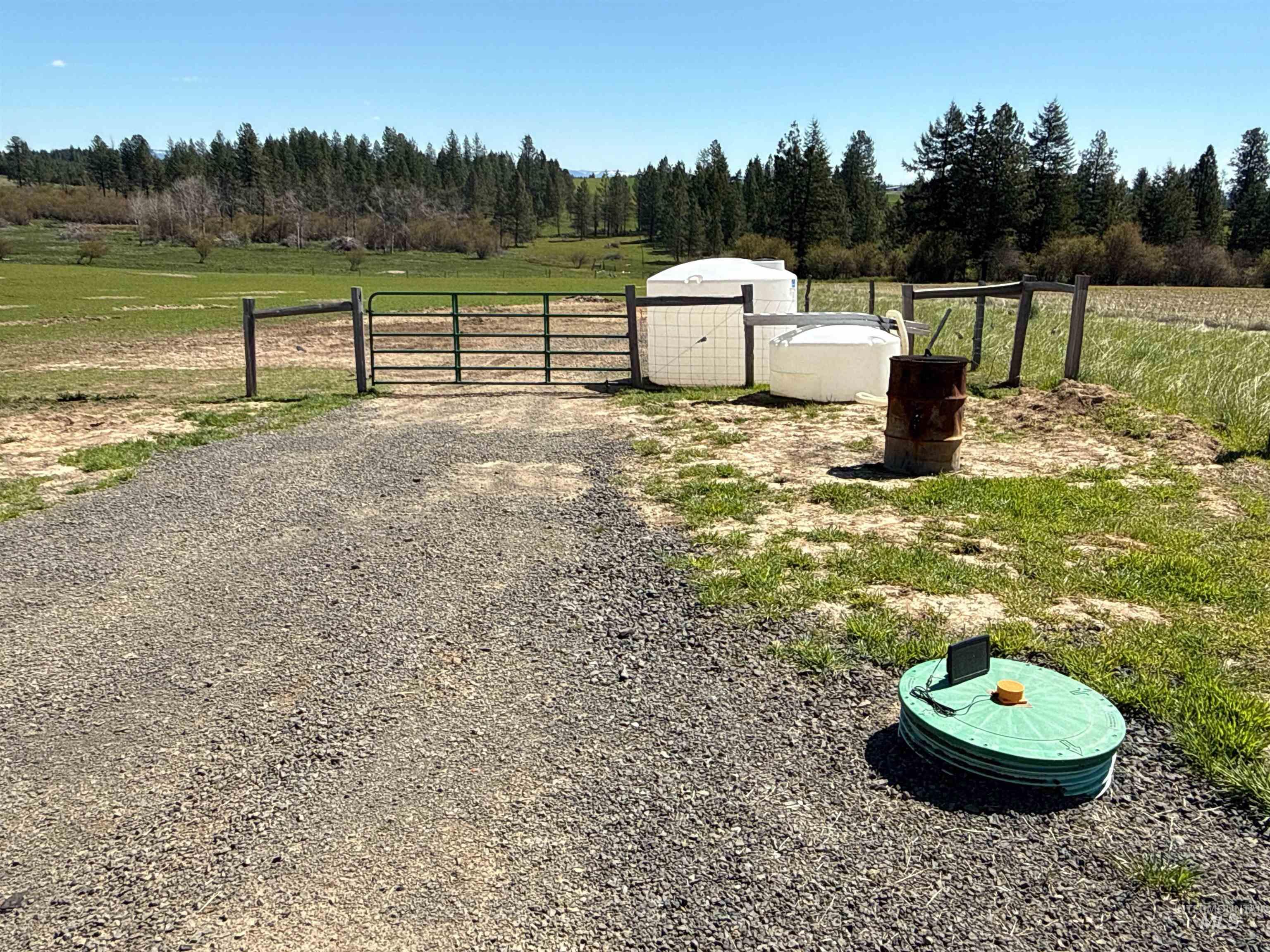 1254 Stuart Rd, Orofino, Idaho 83544, 1 Bedroom, 1 Bathroom, Residential For Sale, Price $799,900,MLS 98984720