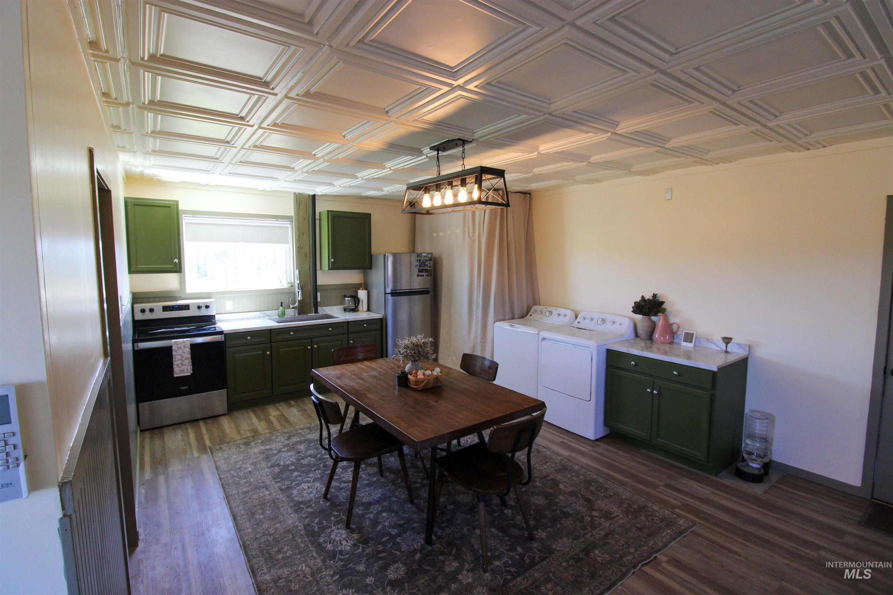 1254 Stuart Rd, Orofino, Idaho 83544, 1 Bedroom, 1 Bathroom, Residential For Sale, Price $799,900,MLS 98984720