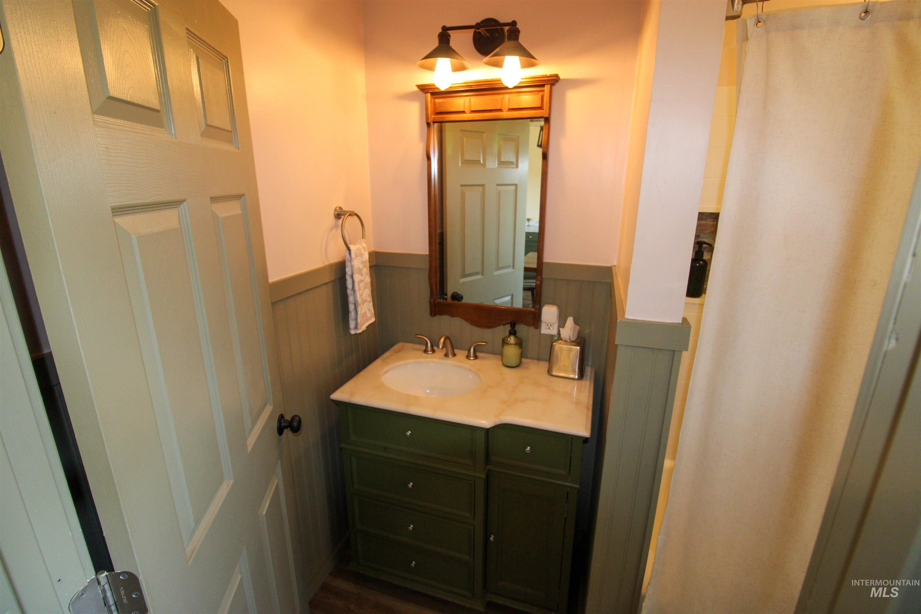 1254 Stuart Rd, Orofino, Idaho 83544, 1 Bedroom, 1 Bathroom, Residential For Sale, Price $799,900,MLS 98984720