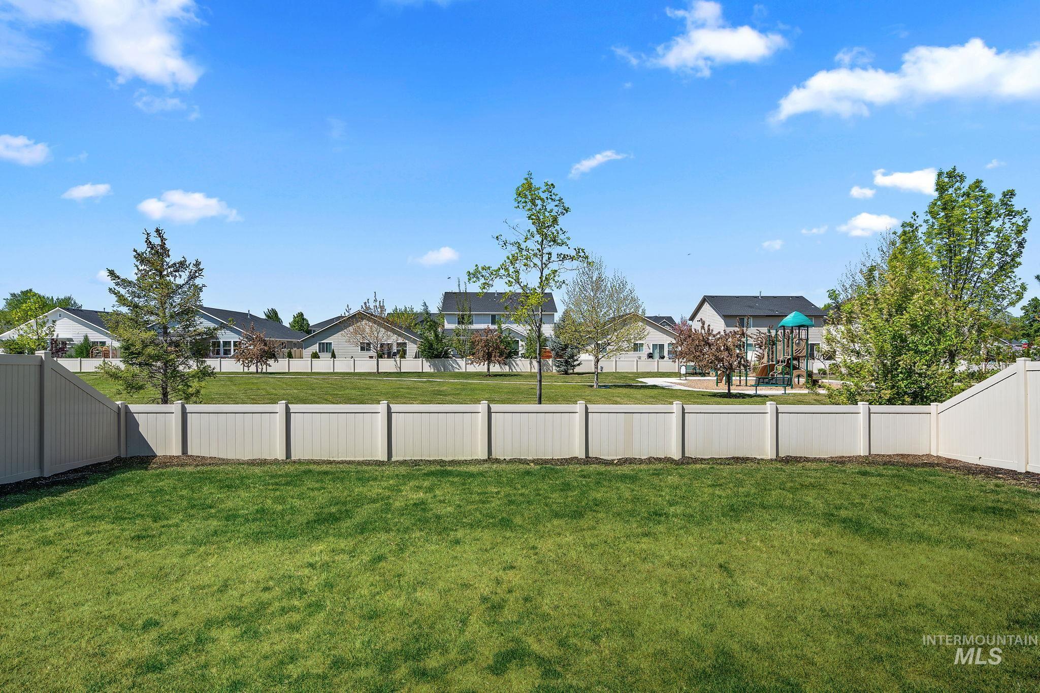 2123 N Bing Ave, Meridian, Idaho 83646, 3 Bedrooms, 2.5 Bathrooms, Residential For Sale, Price $499,000, 98984723