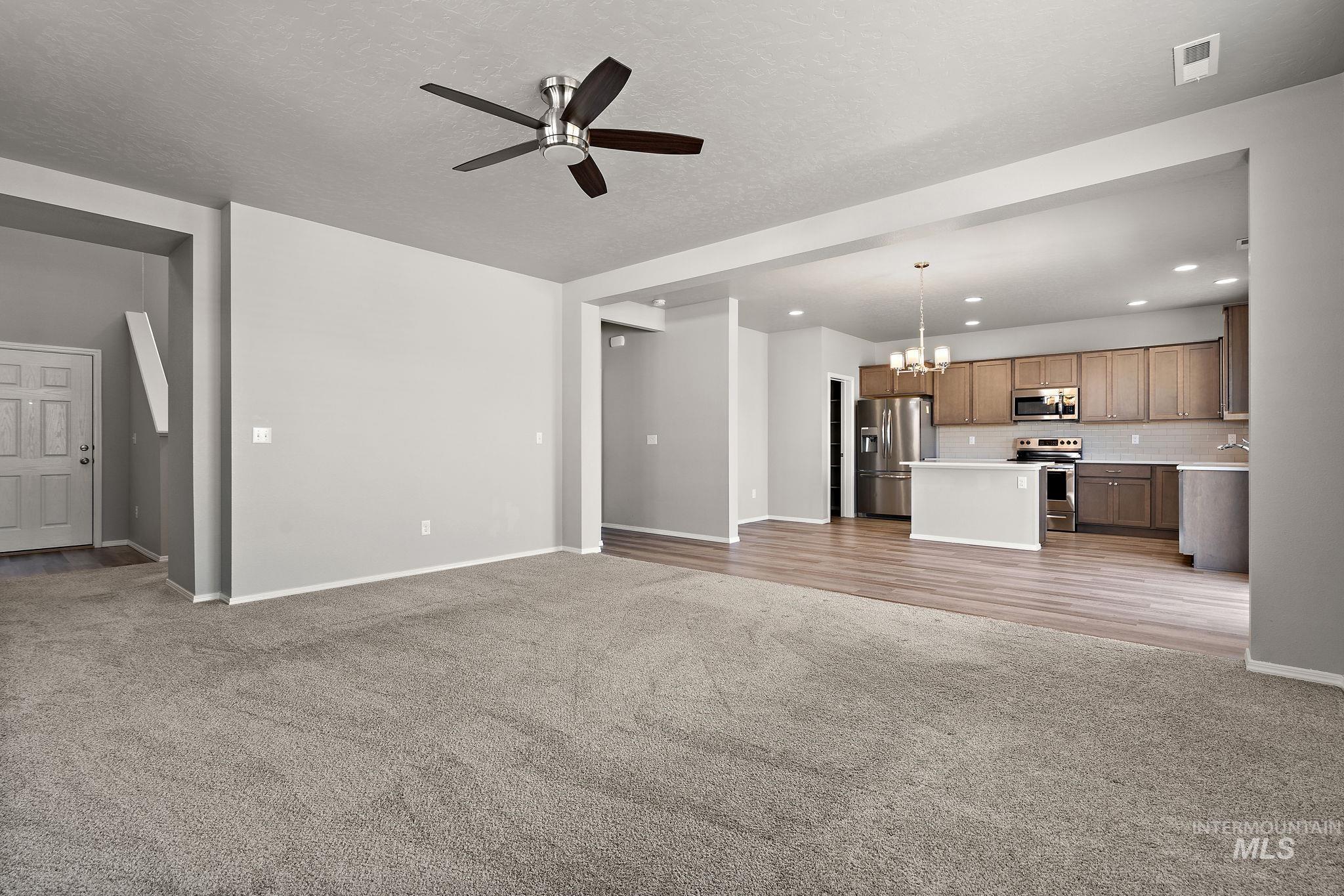 2123 N Bing Ave, Meridian, Idaho 83646, 3 Bedrooms, 2.5 Bathrooms, Residential For Sale, Price $510,000,MLS 98984723