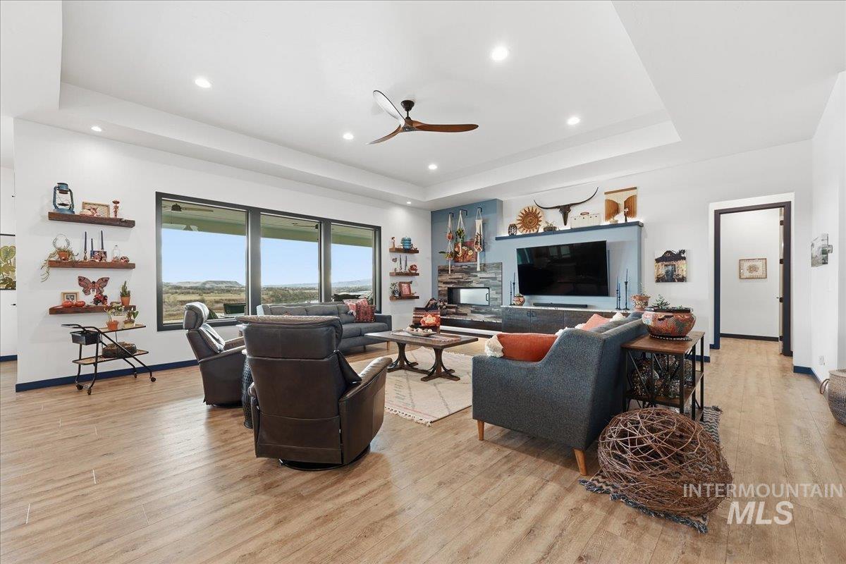 8065 Moonshine Ln, Marsing, Idaho 83639, 4 Bedrooms, 2 Bathrooms, Residential For Sale, Price $1,295,000,MLS 98984726