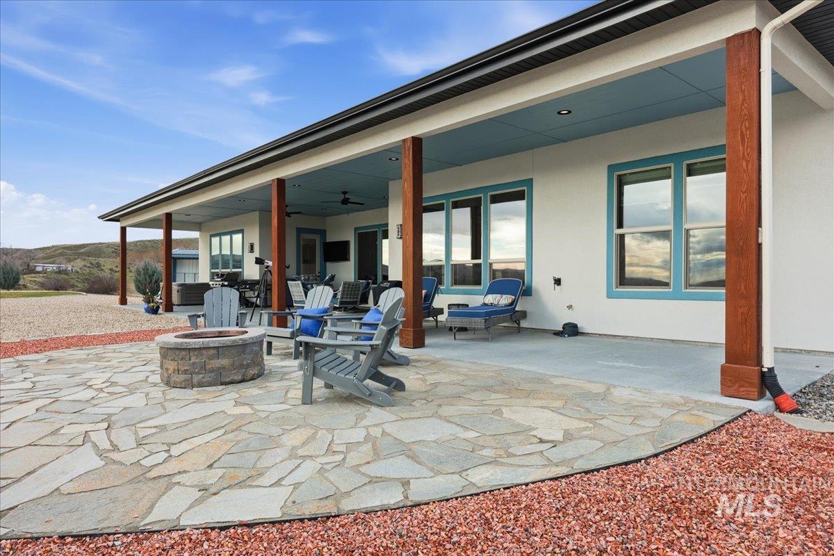 8065 Moonshine Ln, Marsing, Idaho 83639, 4 Bedrooms, 2 Bathrooms, Residential For Sale, Price $1,295,000,MLS 98984726