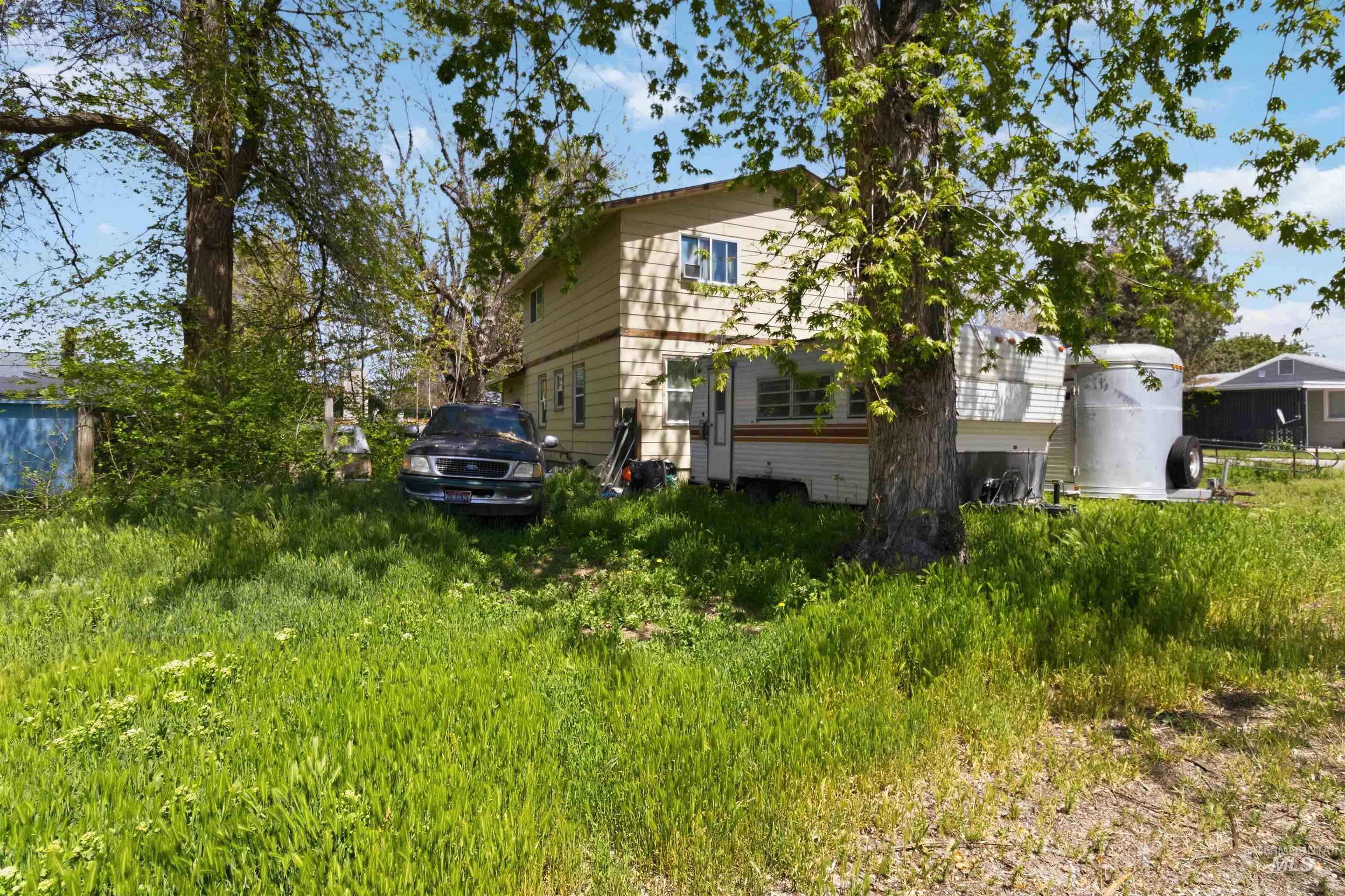 903 N Manville St, Boise, Idaho 83706, 5 Bedrooms, 2 Bathrooms, Residential For Sale, Price $349,900, 98984729