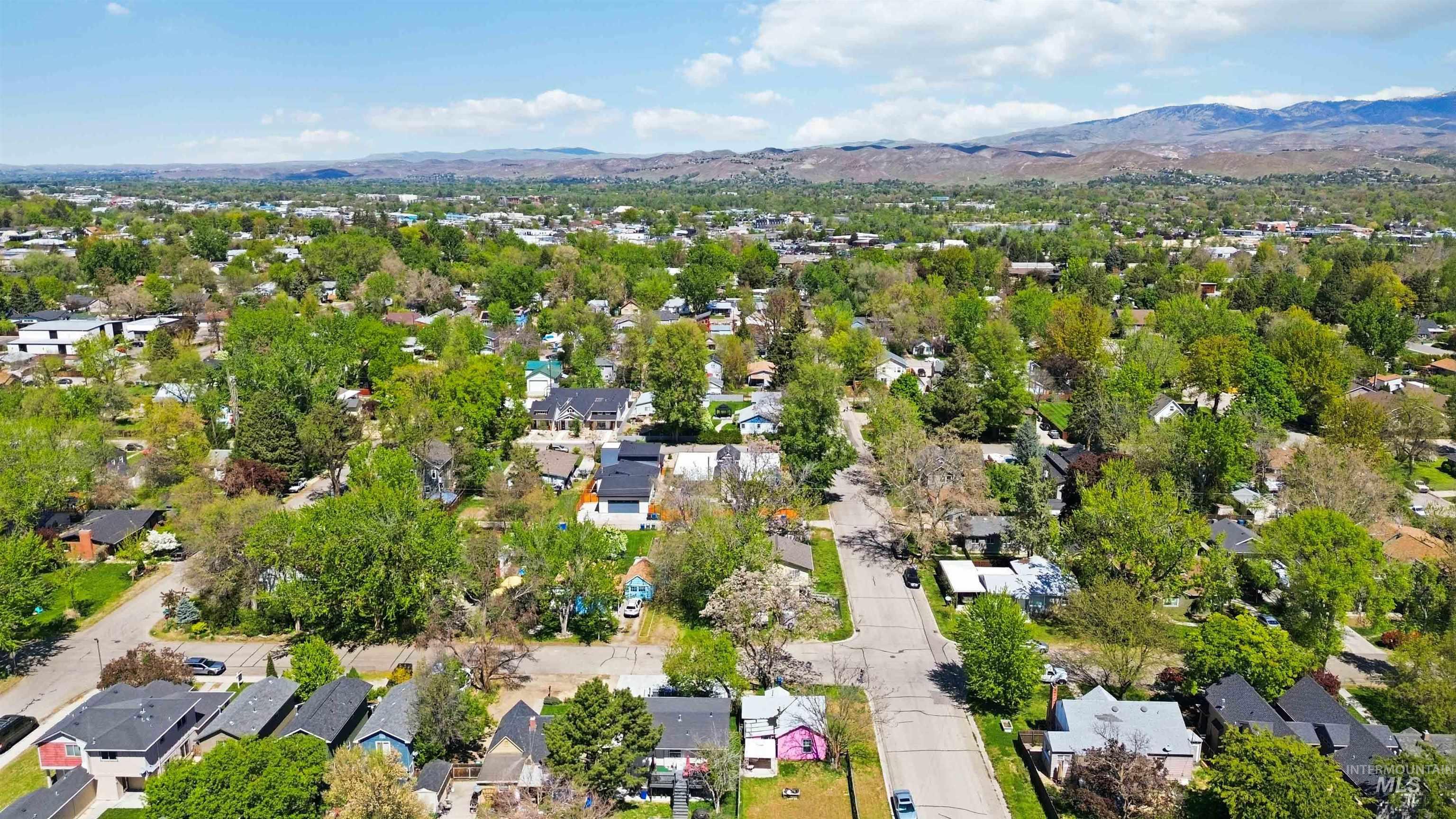 903 N Manville St, Boise, Idaho 83706, 5 Bedrooms, 2 Bathrooms, Residential For Sale, Price $349,900, 98984729