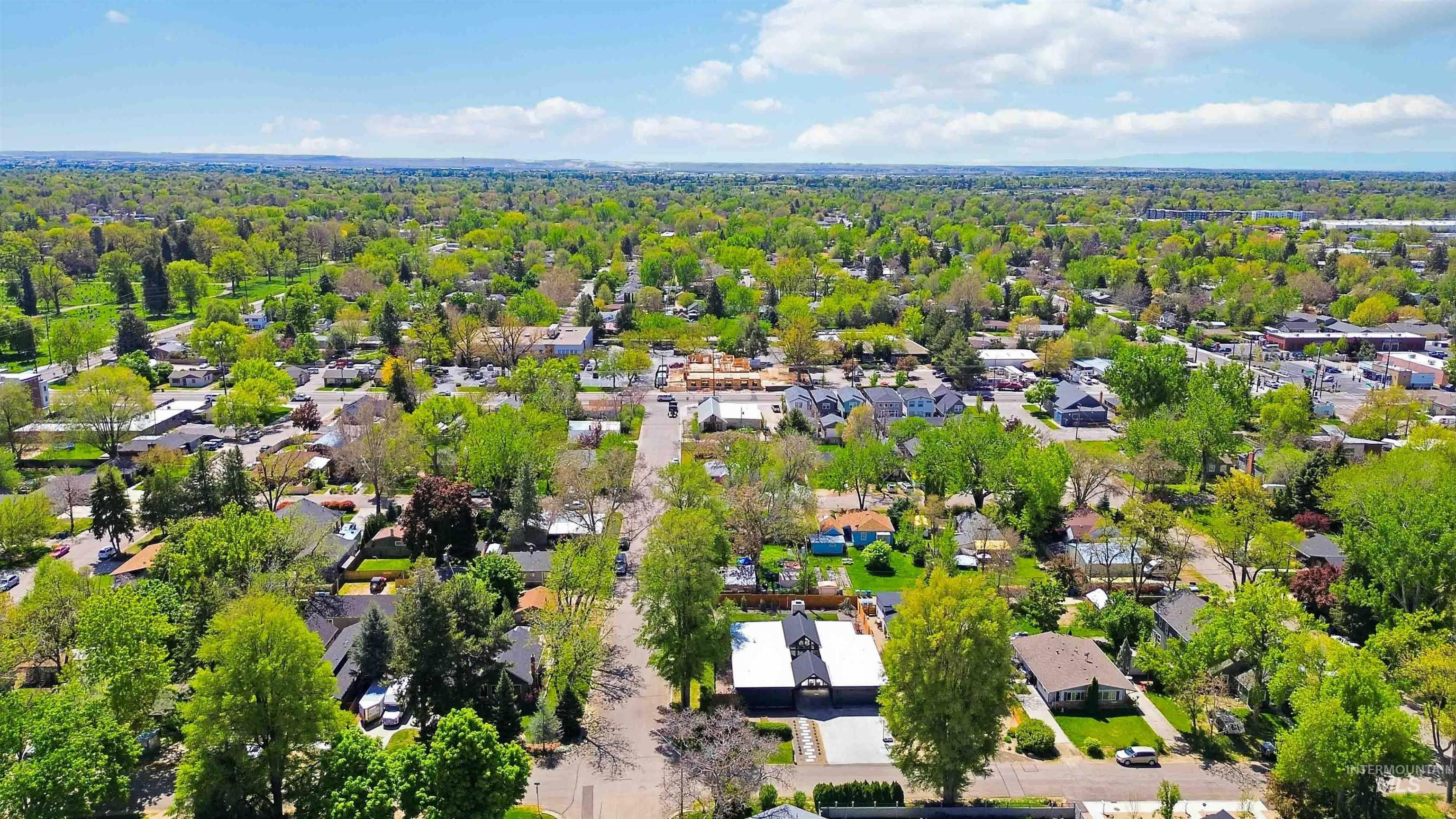 903 N Manville St, Boise, Idaho 83706, 5 Bedrooms, 2 Bathrooms, Residential For Sale, Price $349,900, 98984729