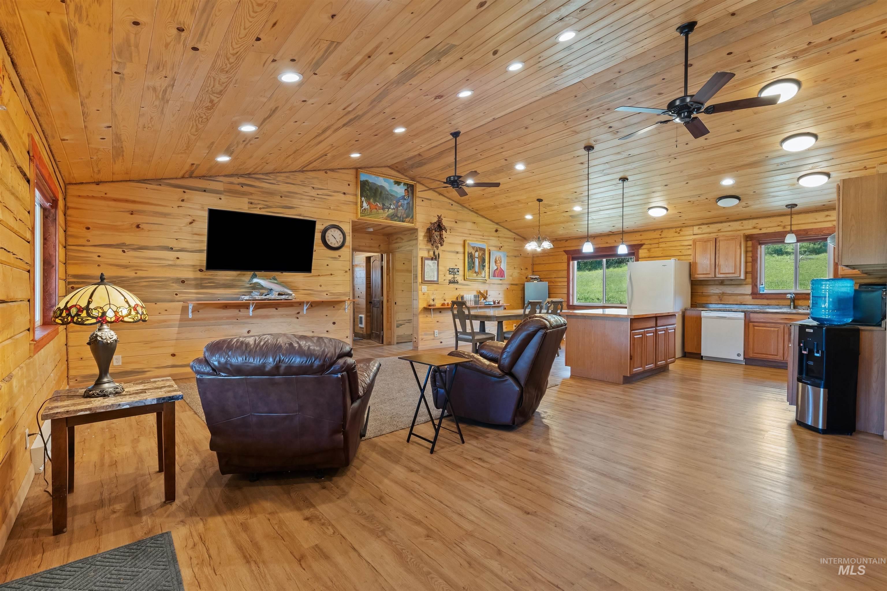 830 Leitch Creek Road, Kooskia, Idaho 83539, 3 Bedrooms, 2 Bathrooms, Residential For Sale, Price $689,900,MLS 98984731