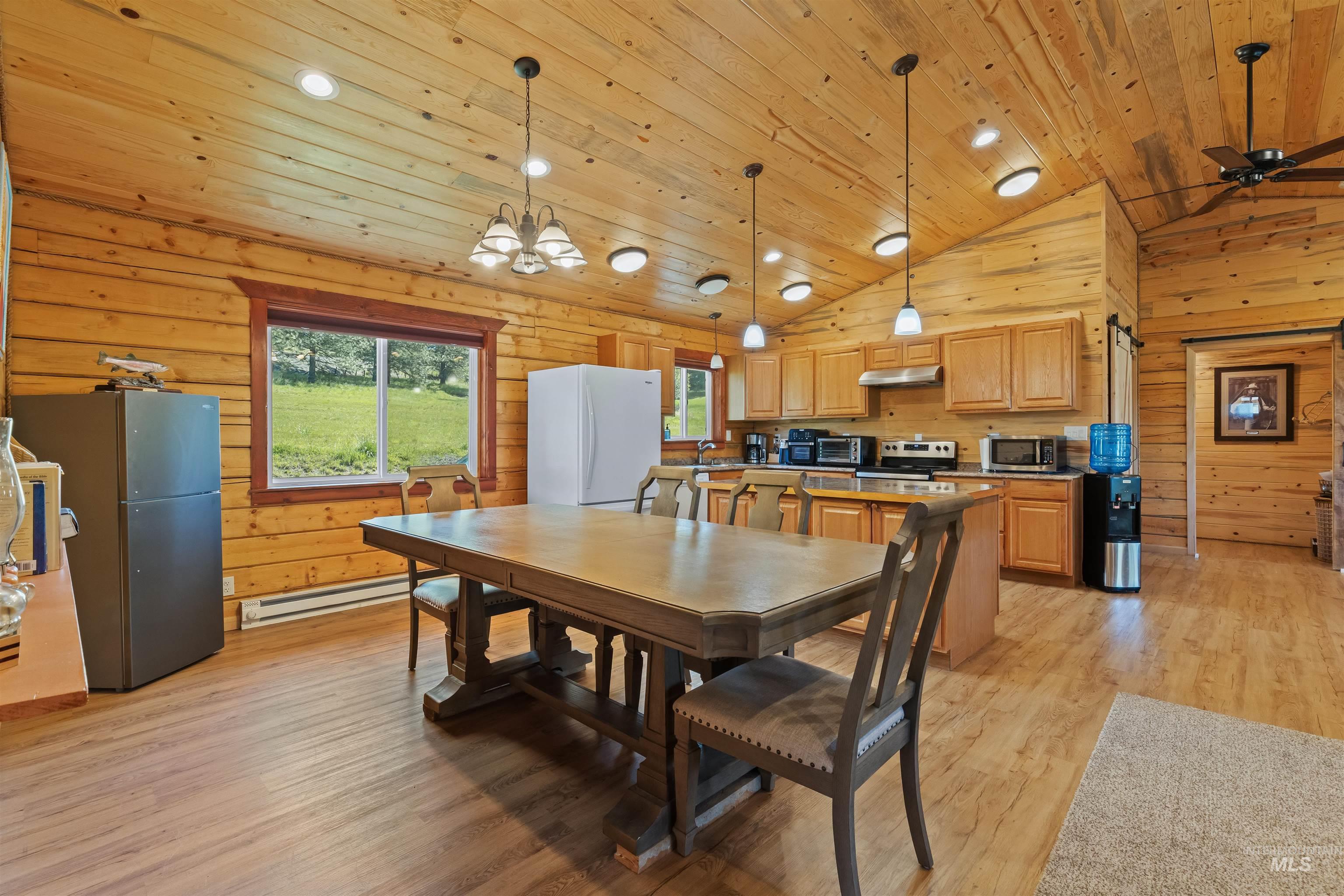 830 Leitch Creek Road, Kooskia, Idaho 83539, 3 Bedrooms, 2 Bathrooms, Residential For Sale, Price $689,900,MLS 98984731