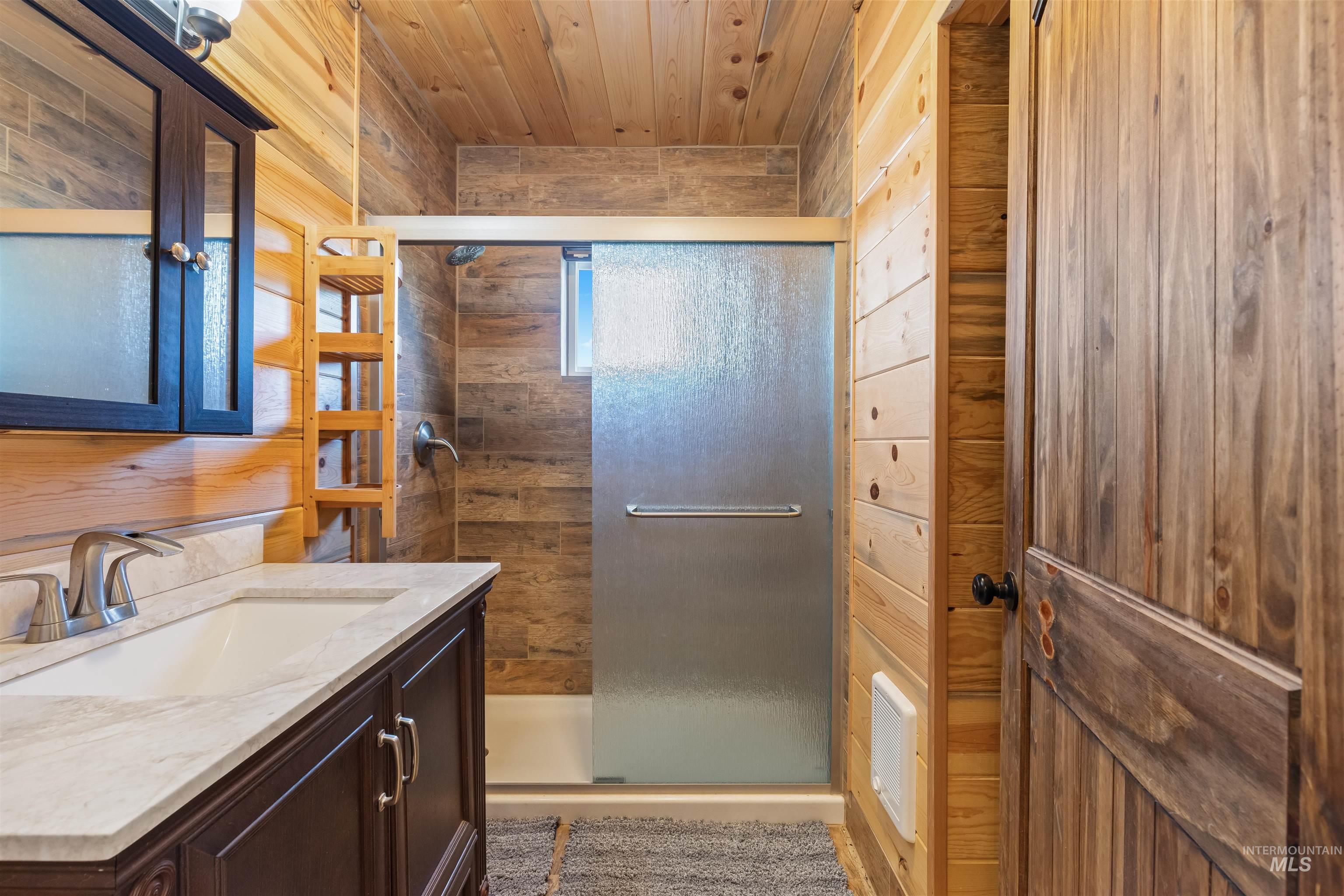830 Leitch Creek Road, Kooskia, Idaho 83539, 3 Bedrooms, 2 Bathrooms, Residential For Sale, Price $689,900,MLS 98984731