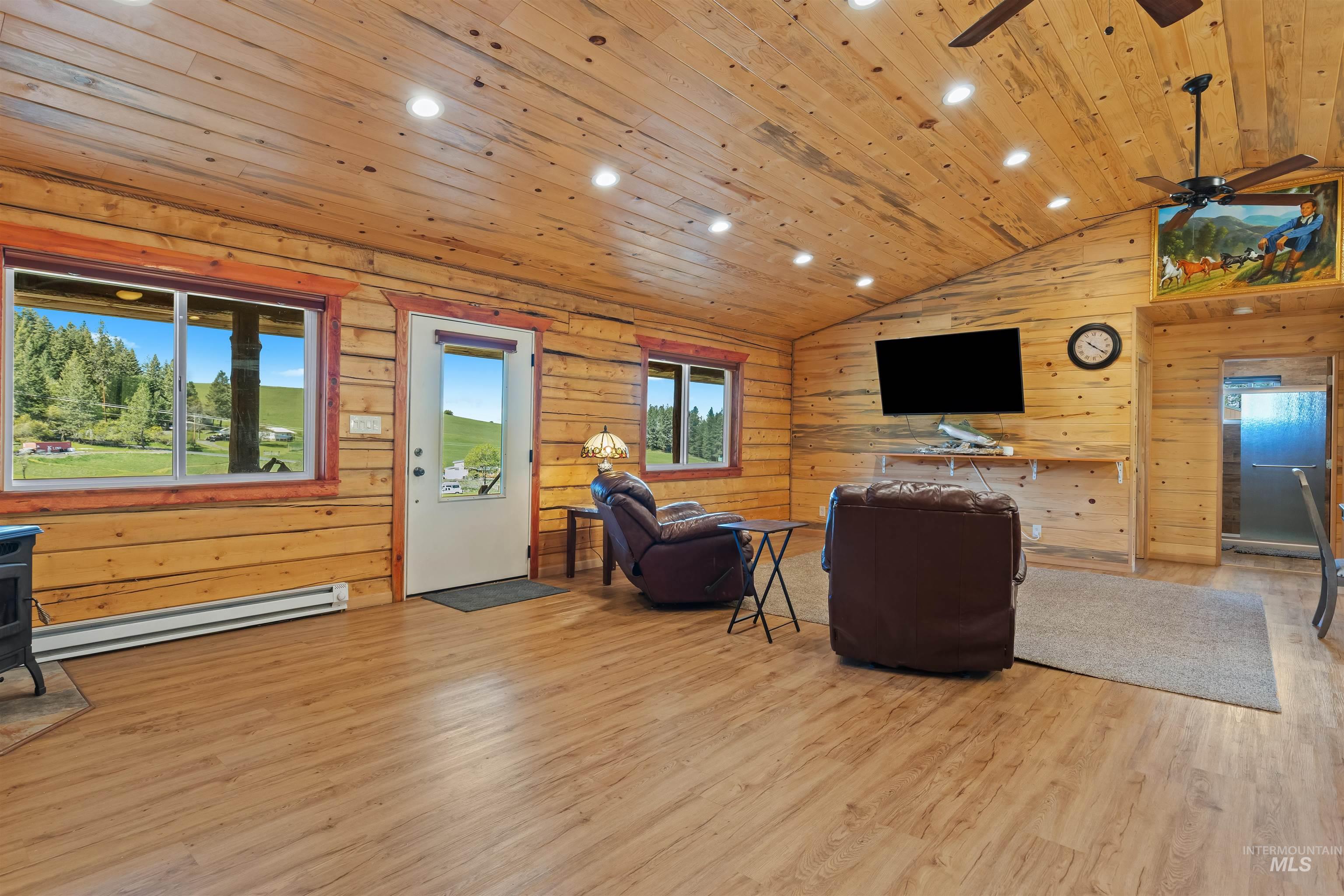 830 Leitch Creek Road, Kooskia, Idaho 83539, 3 Bedrooms, 2 Bathrooms, Residential For Sale, Price $689,900,MLS 98984731