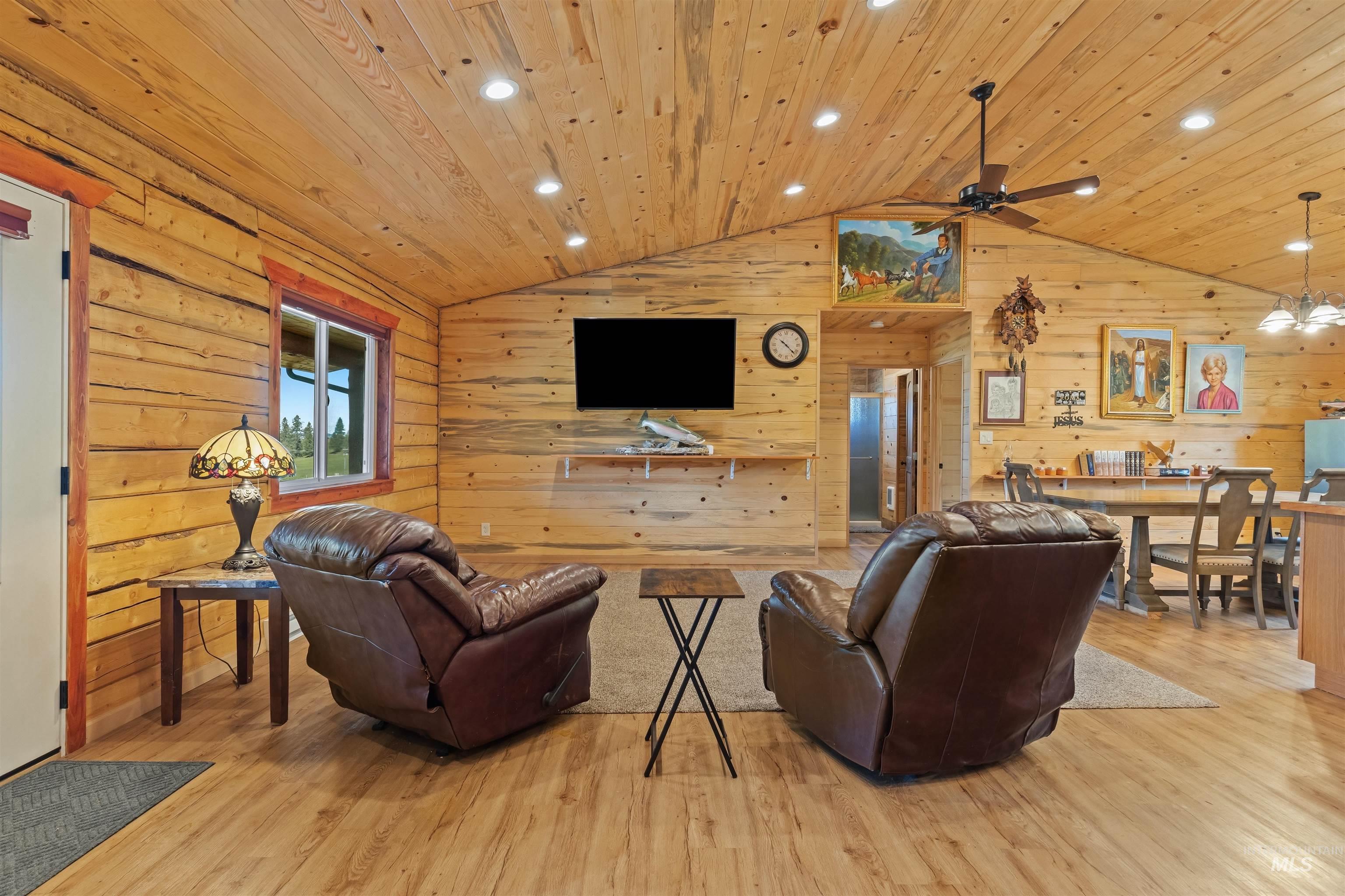 830 Leitch Creek Road, Kooskia, Idaho 83539, 3 Bedrooms, 2 Bathrooms, Residential For Sale, Price $689,900,MLS 98984731