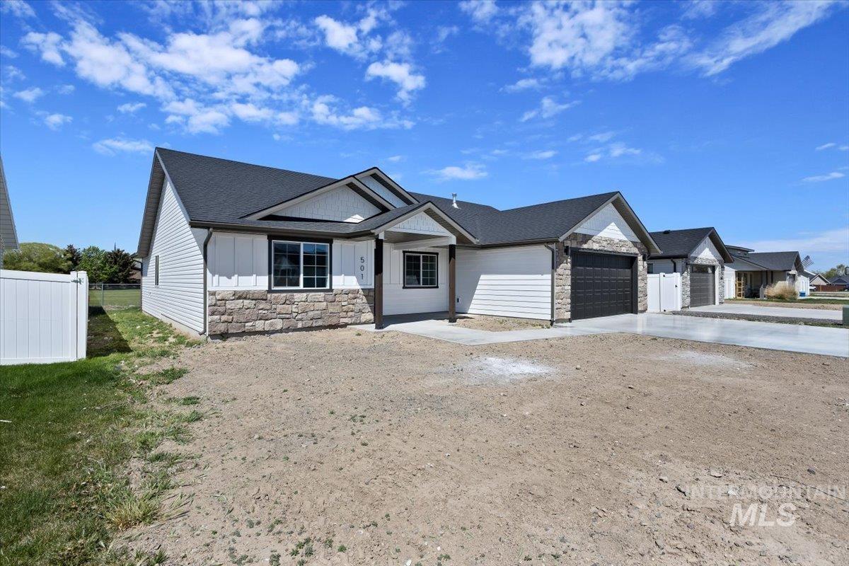 501 N Lyndon St, Jerome, Idaho 83338-5375, 4 Bedrooms, 2 Bathrooms, Residential For Sale, Price $419,000,MLS 98984732