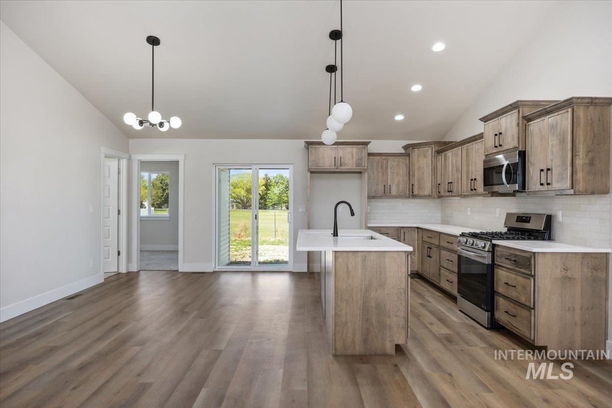 501 N Lyndon St, Jerome, Idaho 83338-5375, 4 Bedrooms, 2 Bathrooms, Residential For Sale, Price $419,000,MLS 98984732